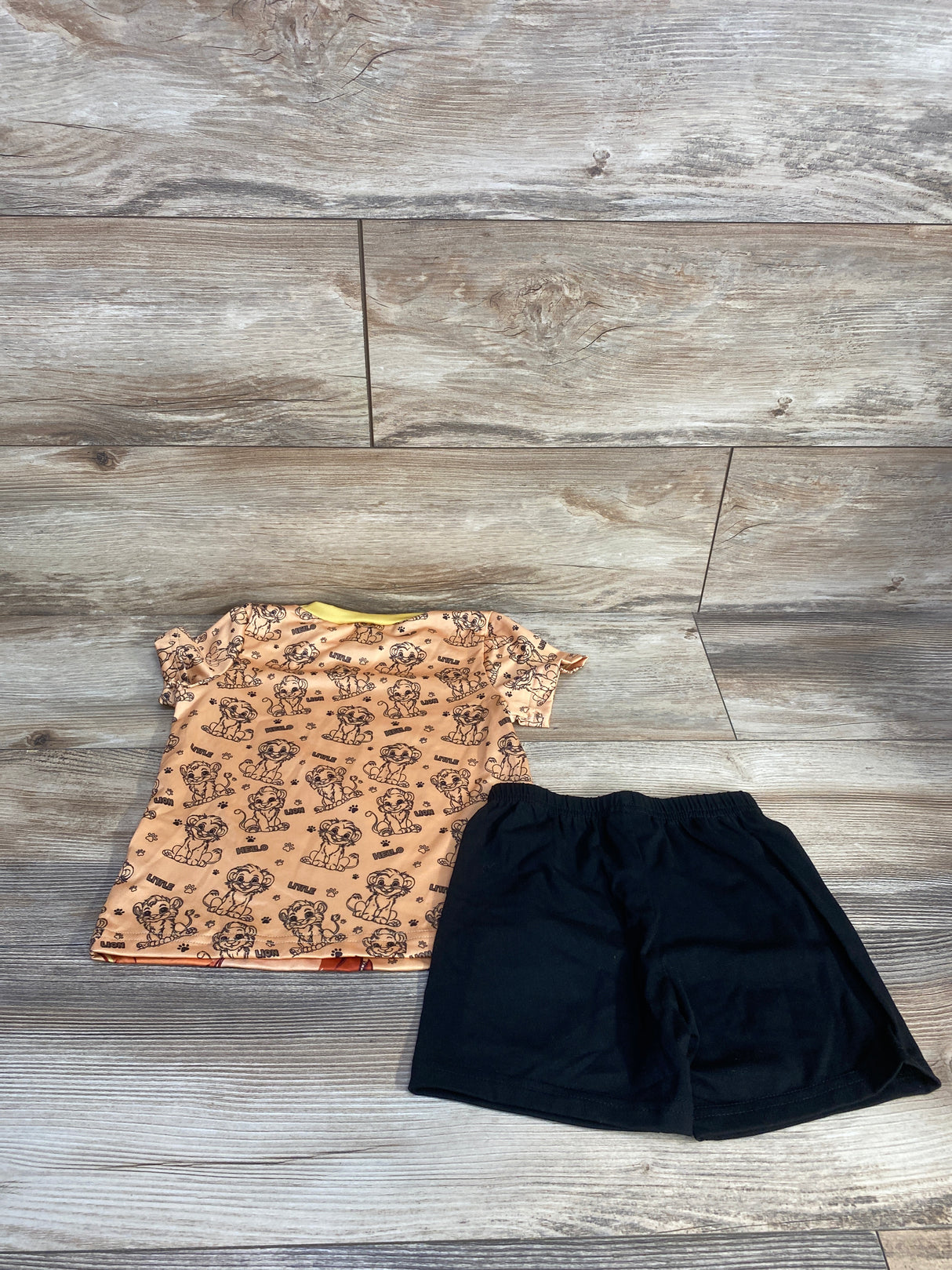 Shein 2pc Little Lion Shirt & Shorts Yellow sz 18-24m