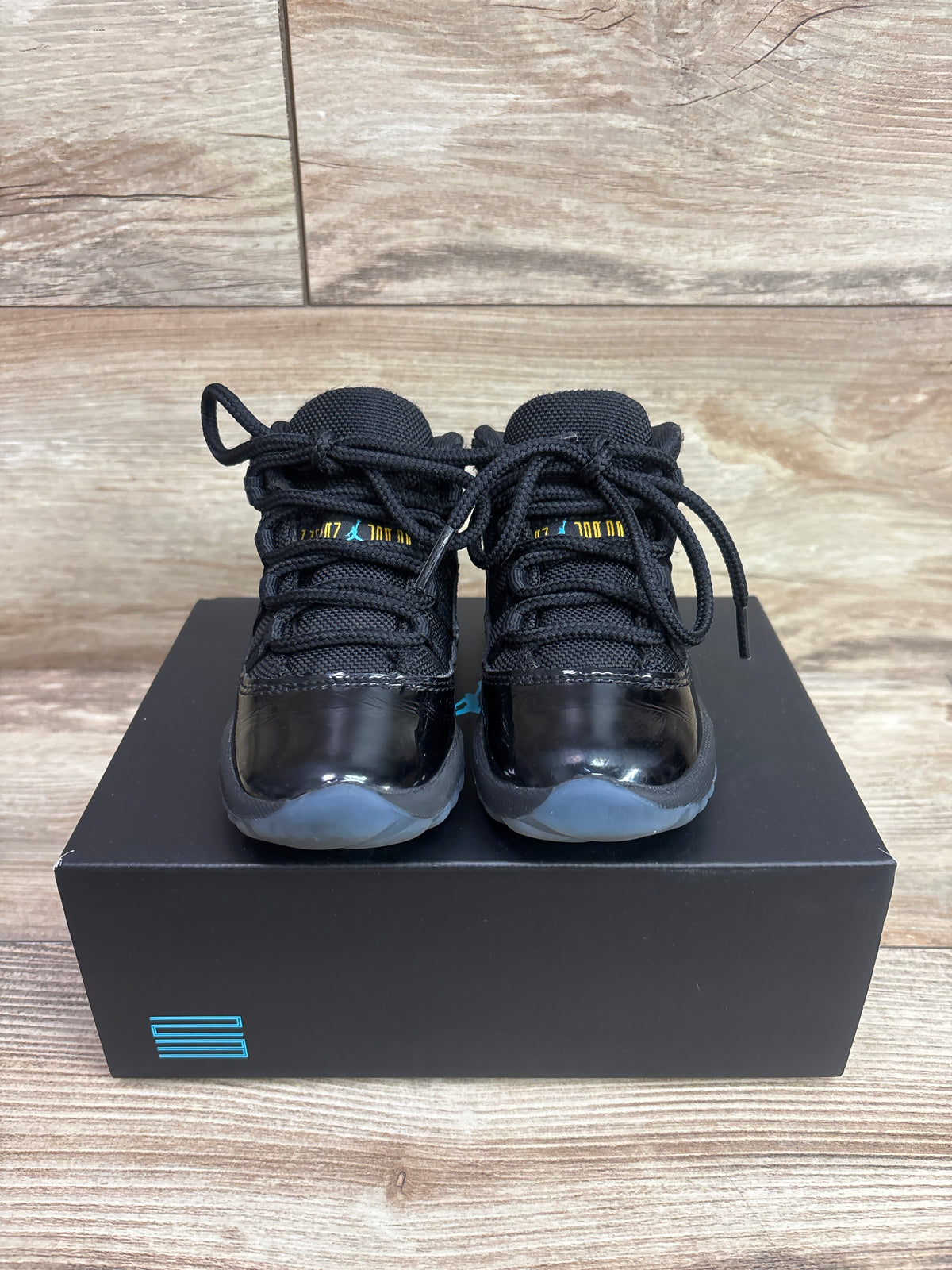 Air Jordan 11 Retro TD 'Gamma Blue' Sneakers sz 8c