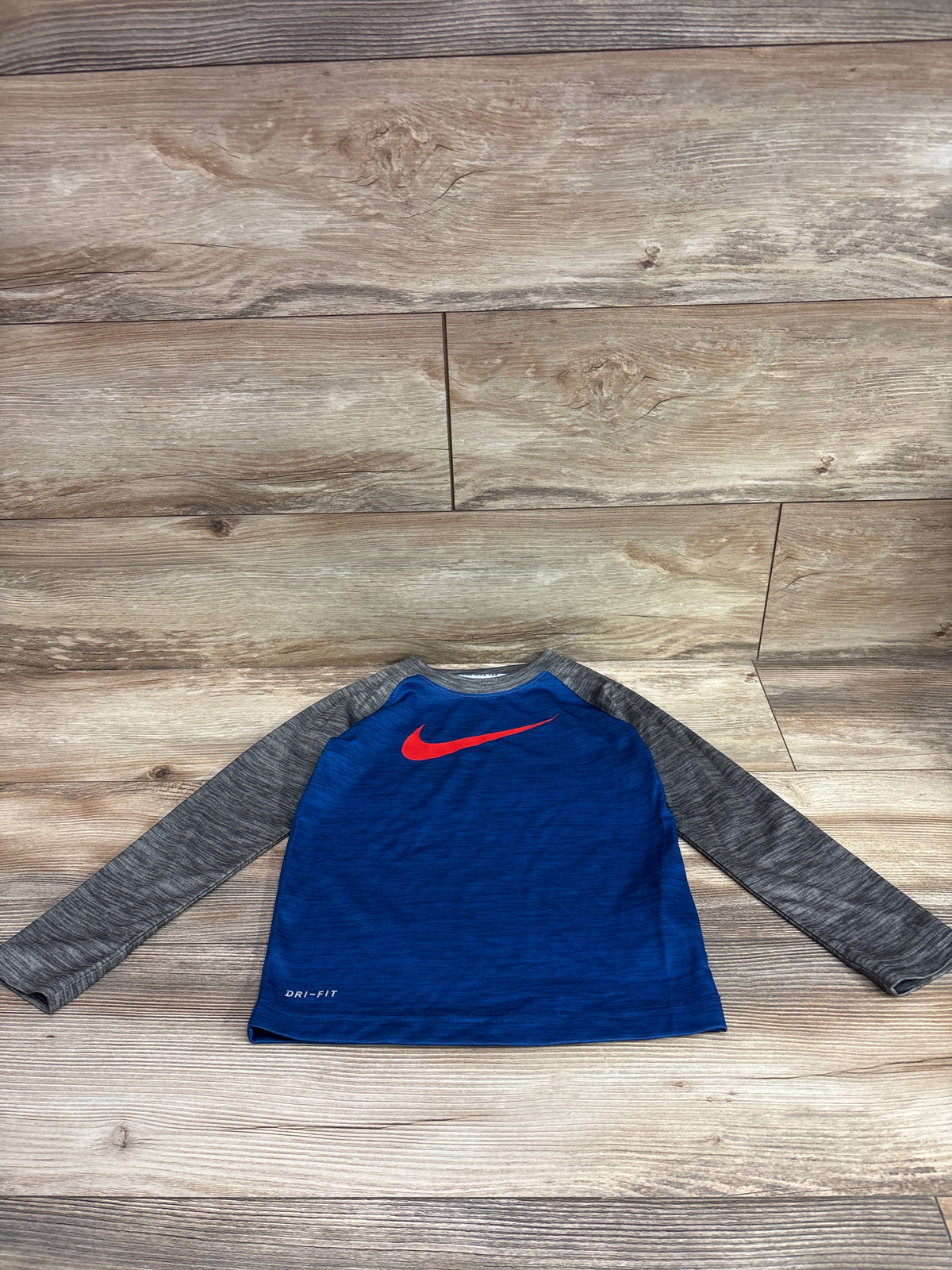 Nike Long Sleeve Dri-Fit Shirt Grey sz 5T