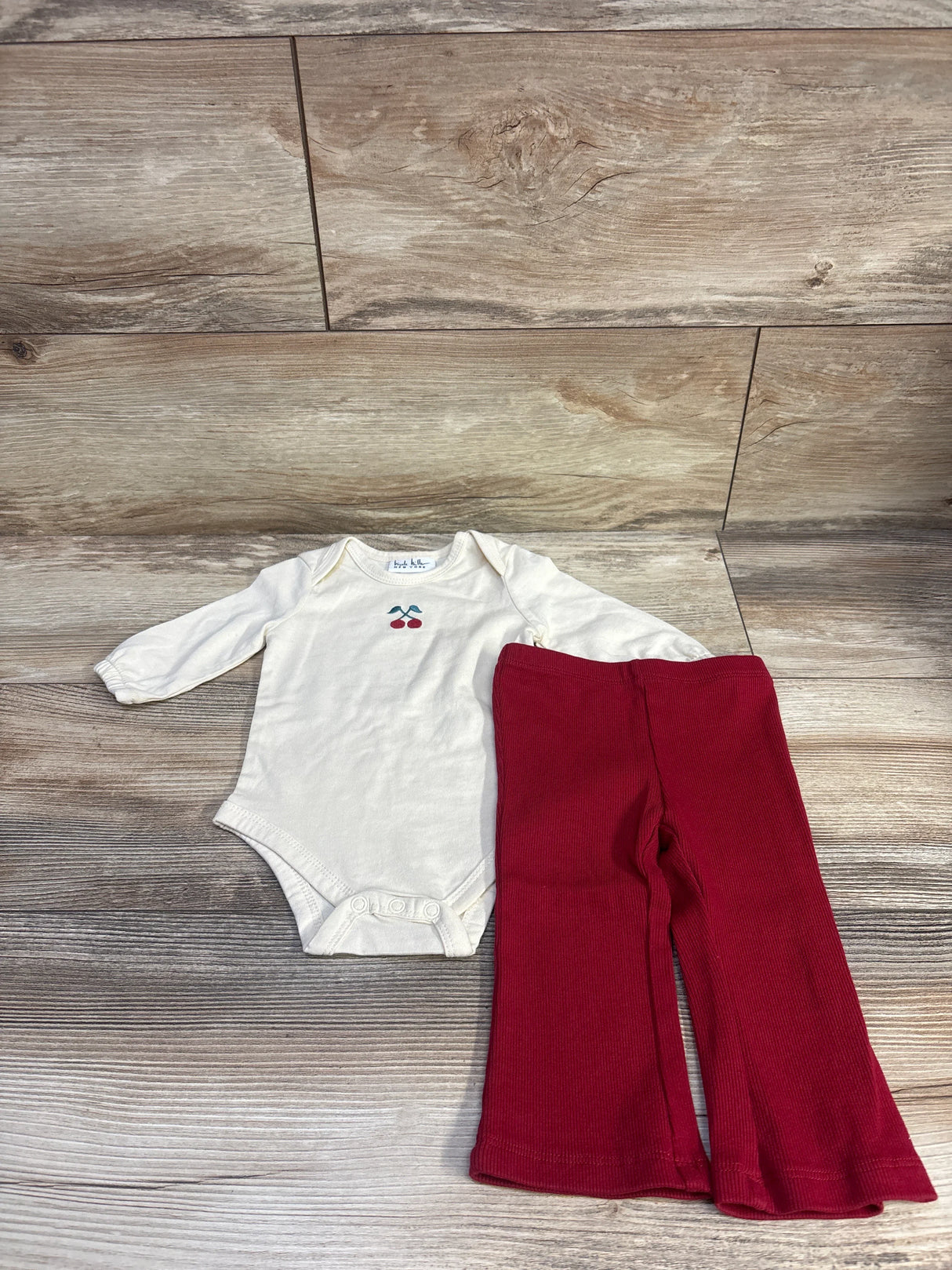 Nicole Miller 2pc Cherry Bodysuit & Ribbed Leggings Set Ivory sz 3/6m