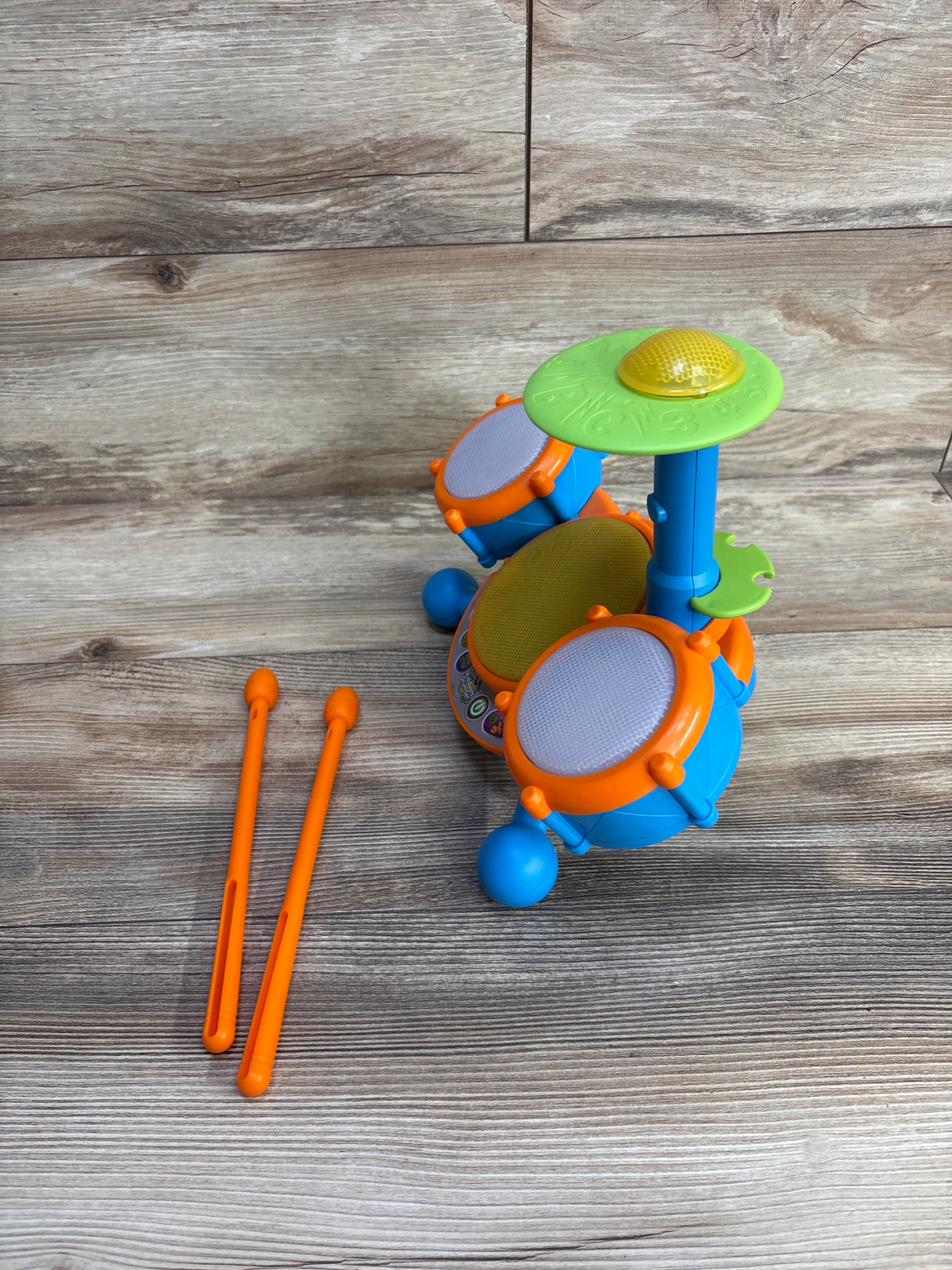 VTech KidiBeats Drum Set + 2 Sticks