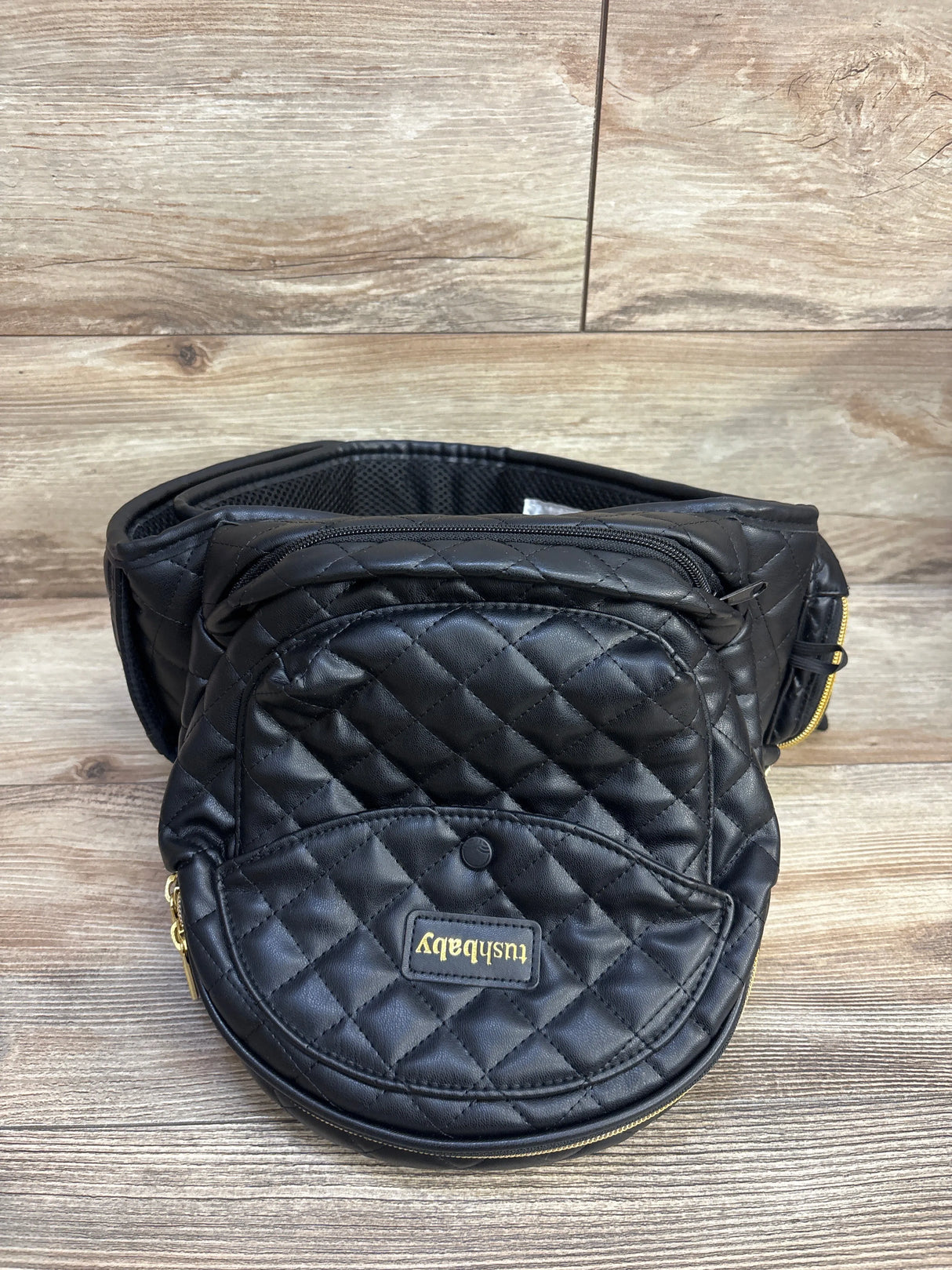 Tushbaby Hip Carrier in Vegan Leather Black up to 45lbs