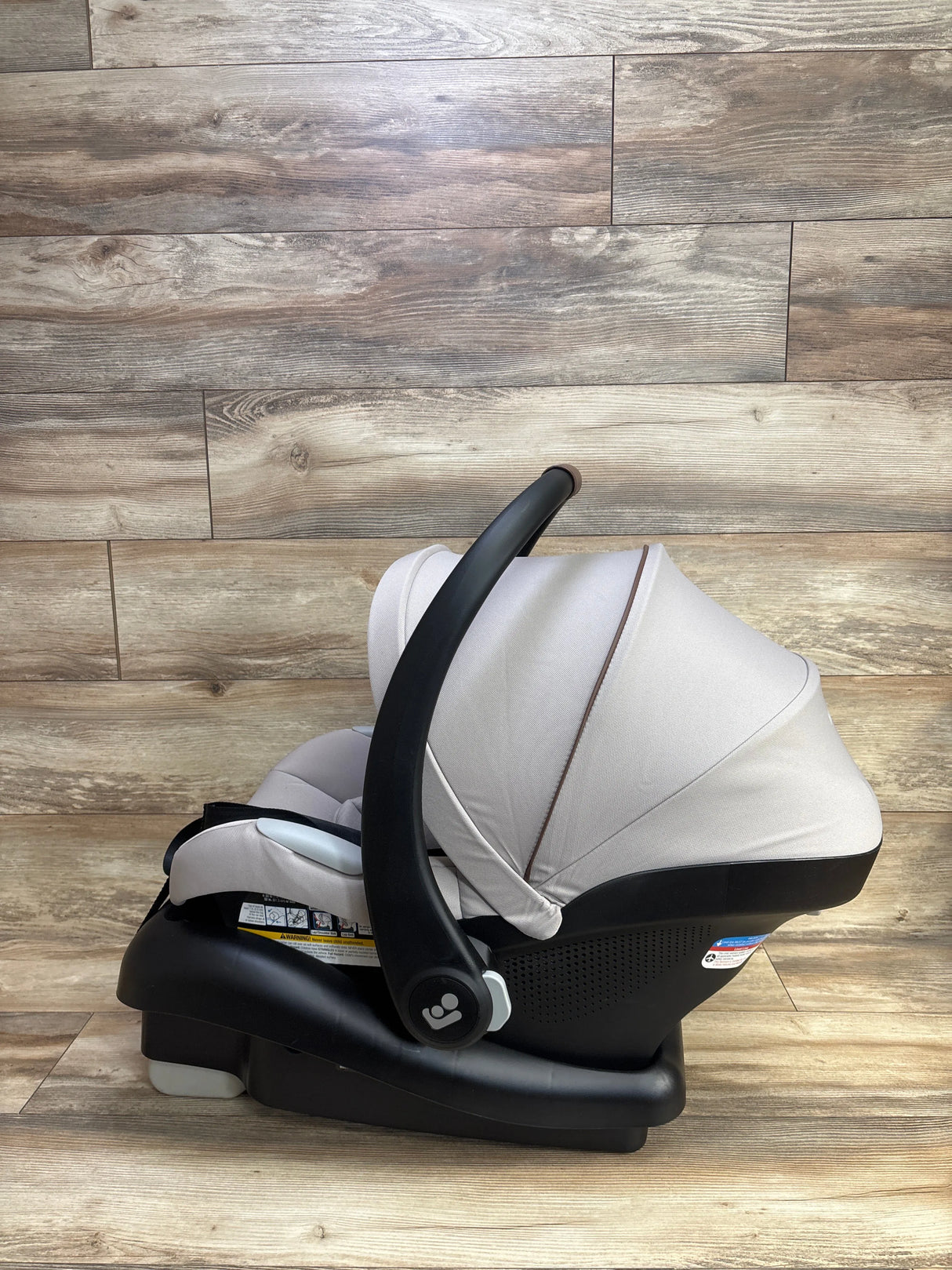 Maxi-Cosi Mico Luxe Infant Car Seat with Base in New Hope Tan