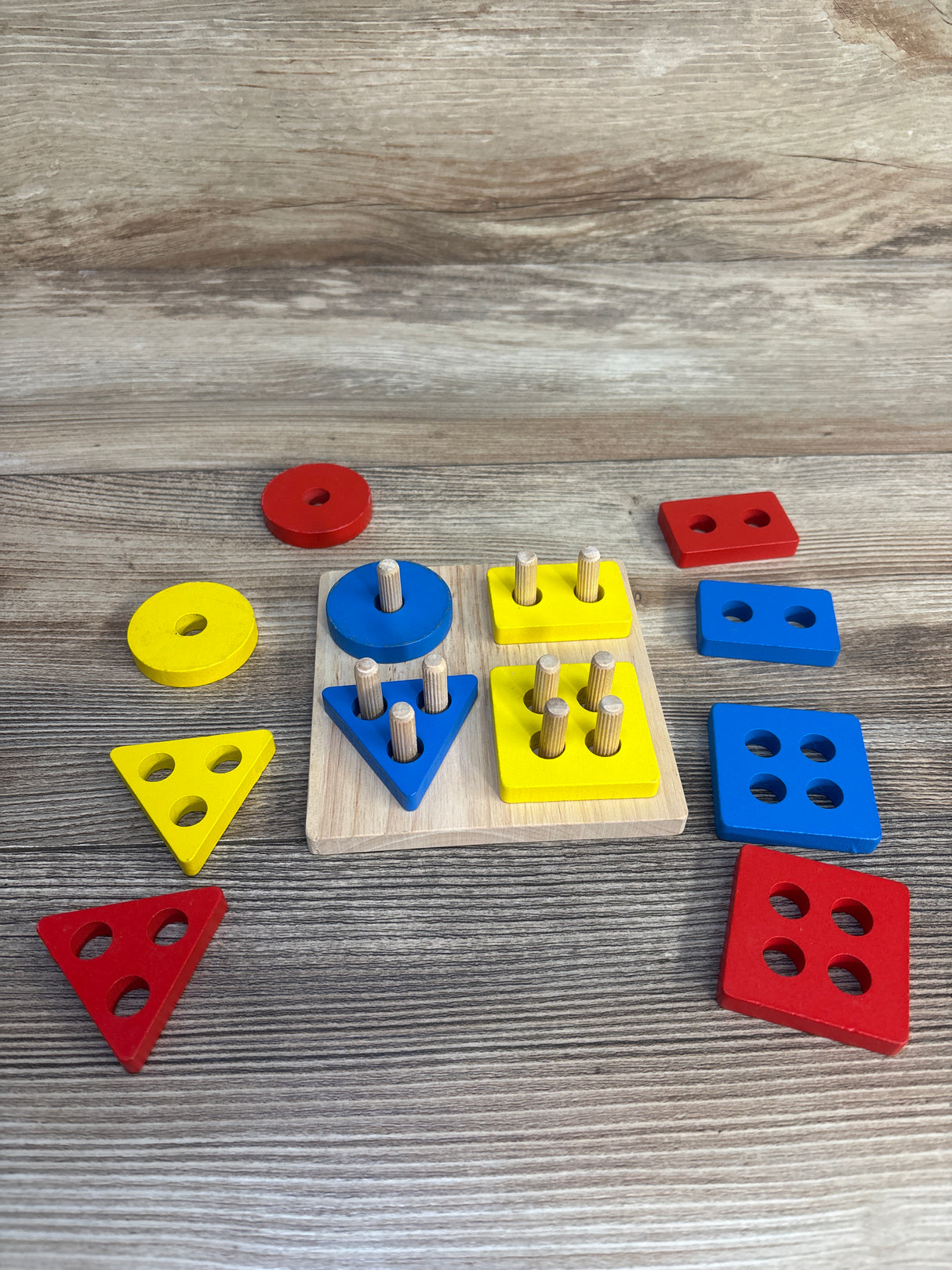 Plan Toys Geometric Sorting Board