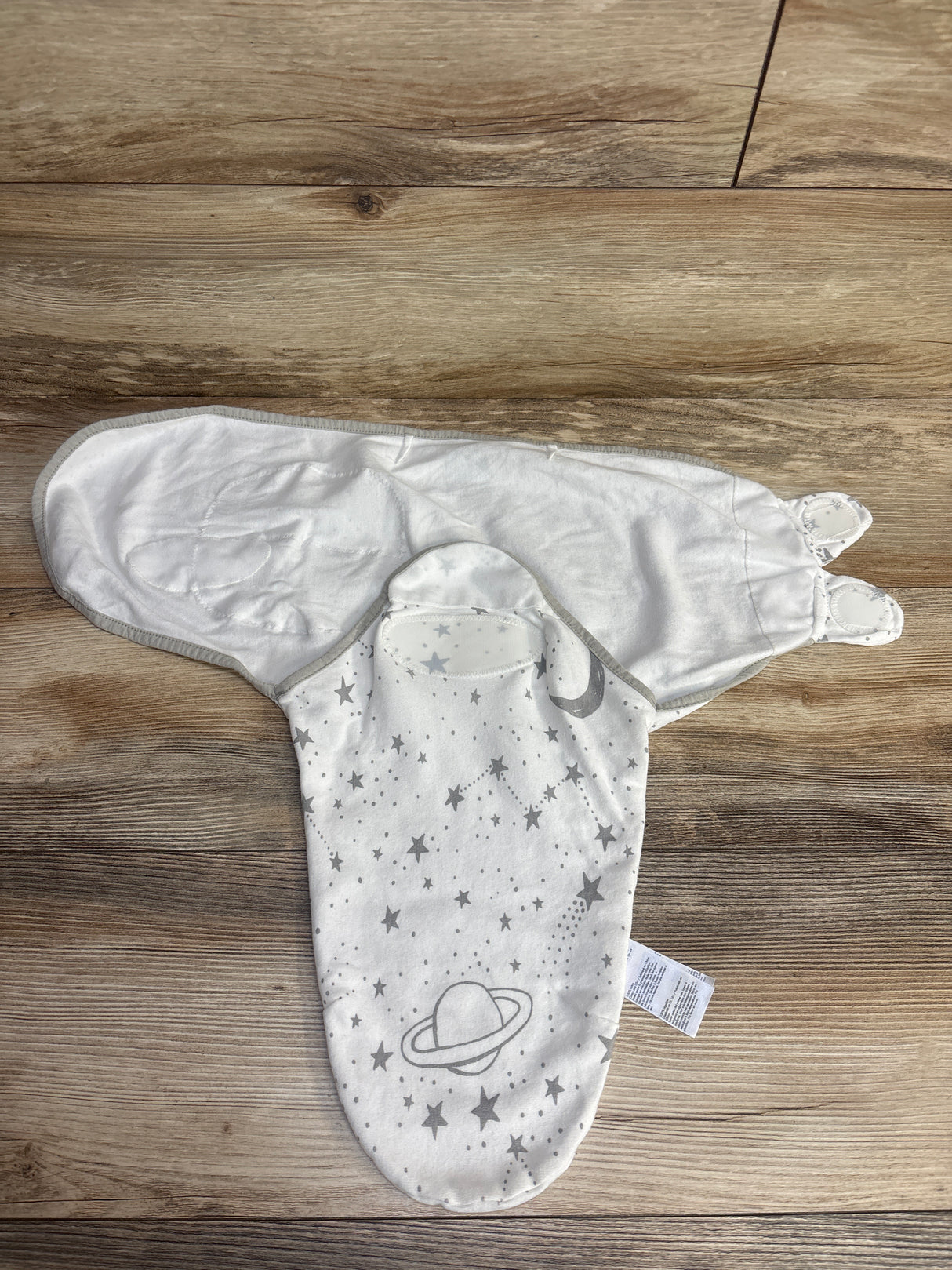 Gllquen Baby 2pk Space Swaddle Wraps White sz 0-3m