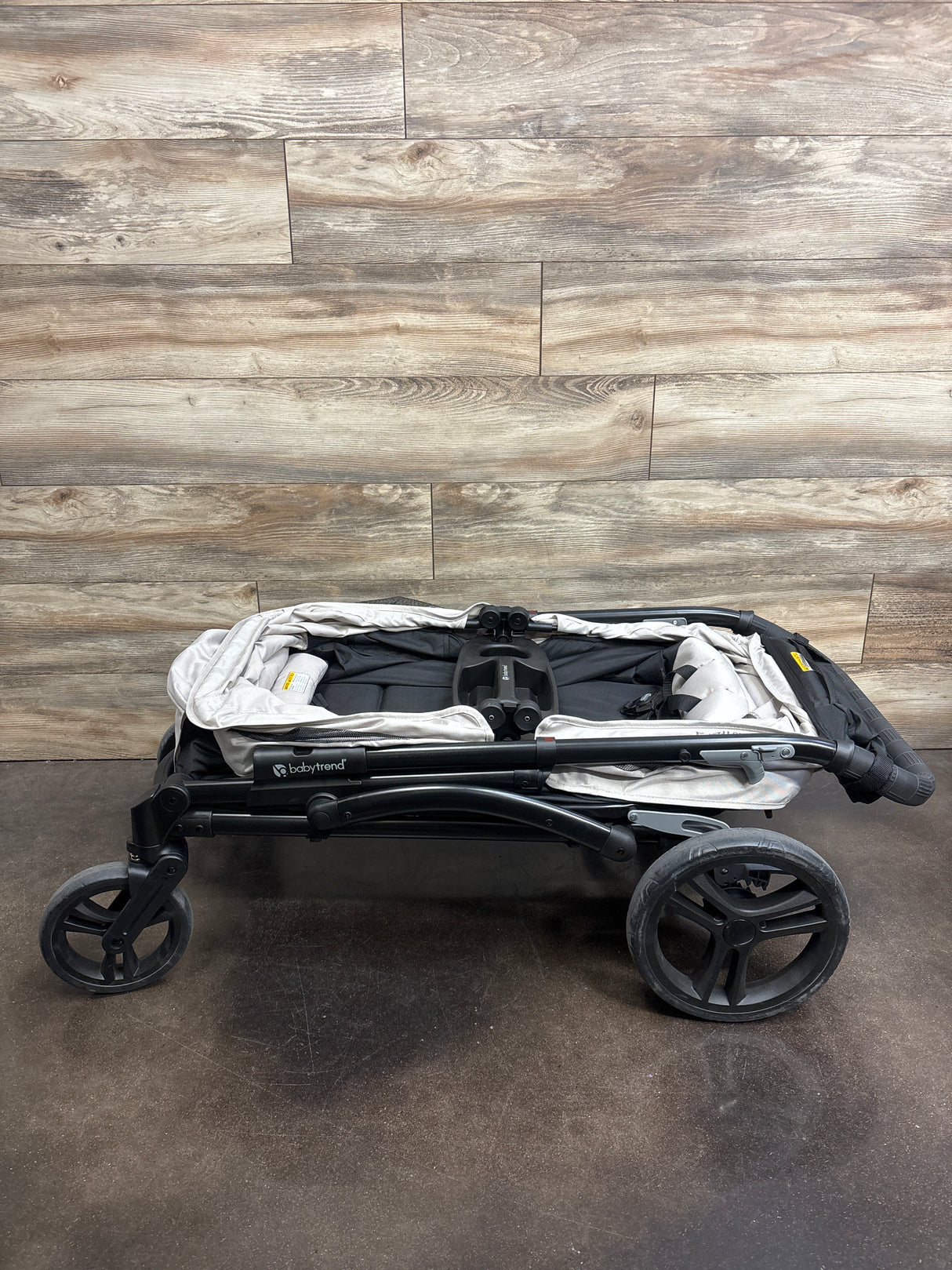 Baby Trend Navigator 2-in-1 Stroller Wagon in Dash Black