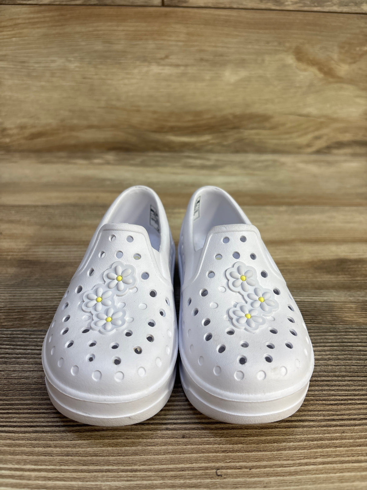 Carter's Floral Water Shoes White sz 8c
