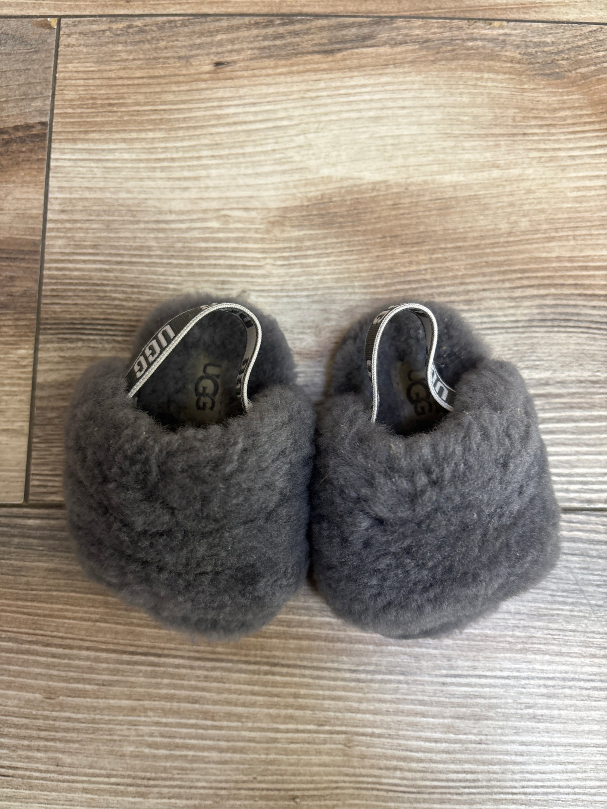 UGG Fluff Yeah Slides Grey sz 2c/3c