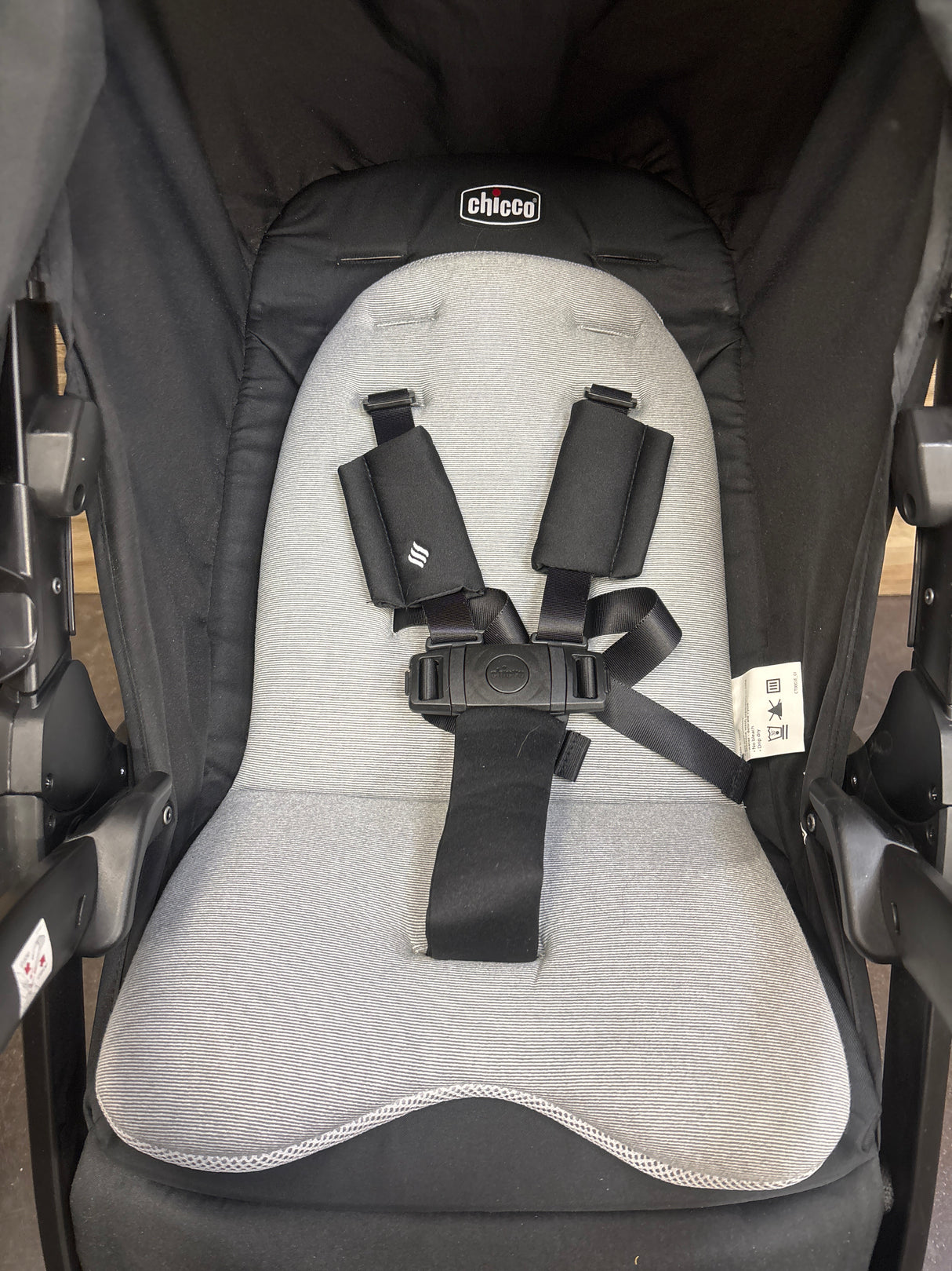 Bravo LE ClearTex Quick-Fold Stroller in Pewter