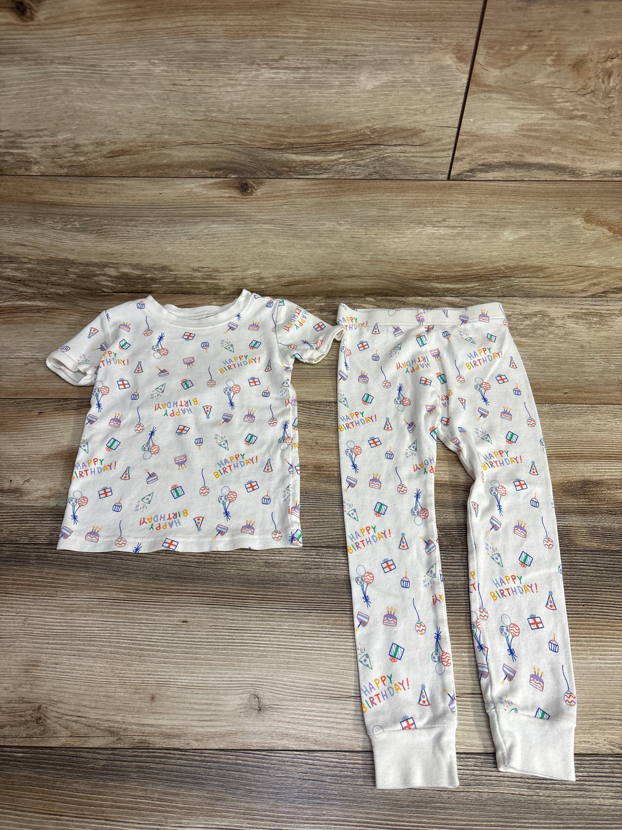Old Navy 2pc Happy Birthday Pajama Set White sz 4T