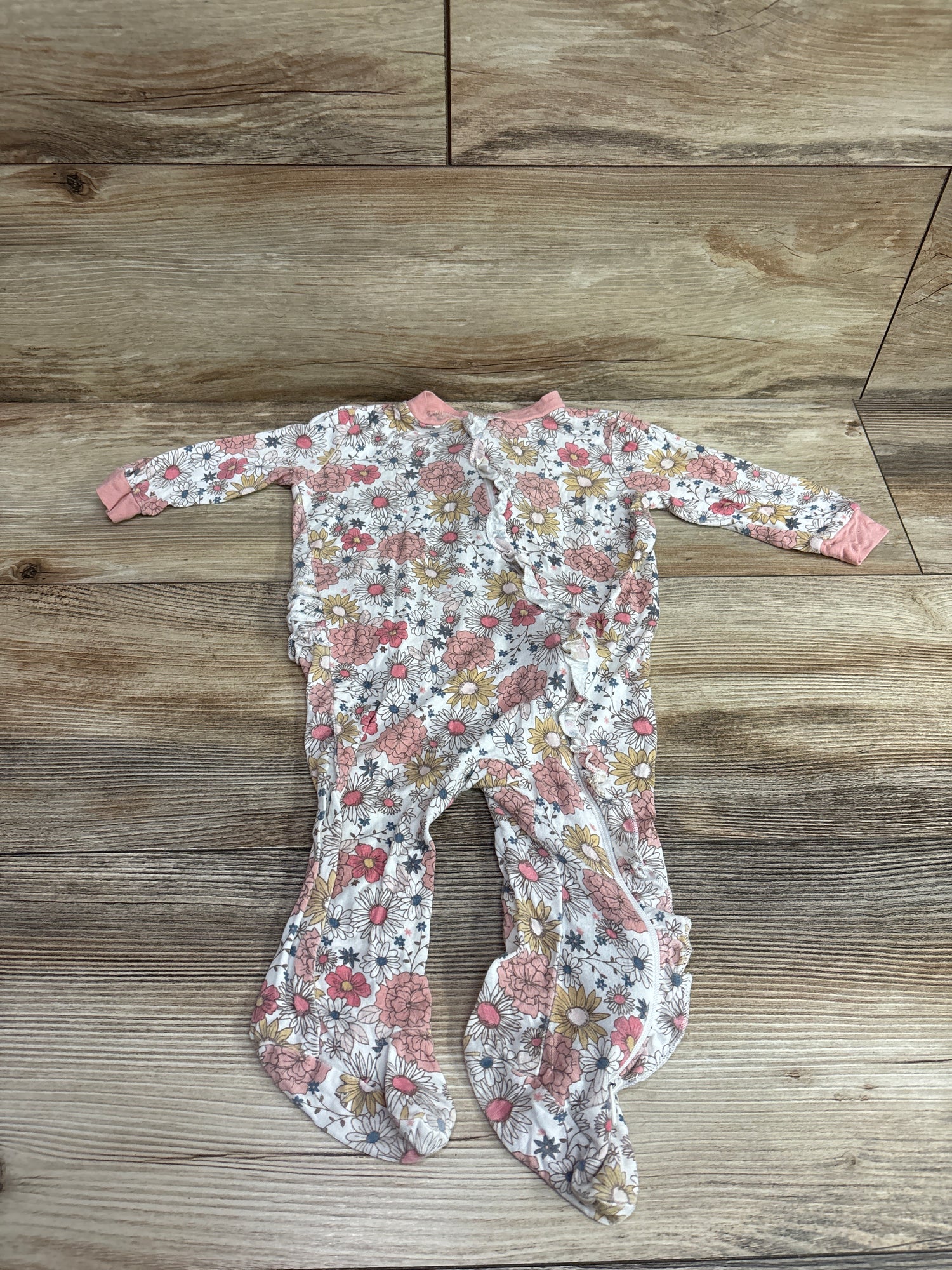 Milkberry Bamboo Floral Ruffle Footie White sz 6-9m