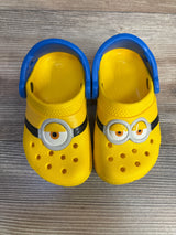 Crocs Despicable Me Minions Clogs sz 7c - Me n Mommy To Be