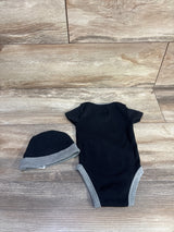Nike 2pc Bodysuit & Hat Set Black sz 0-6m