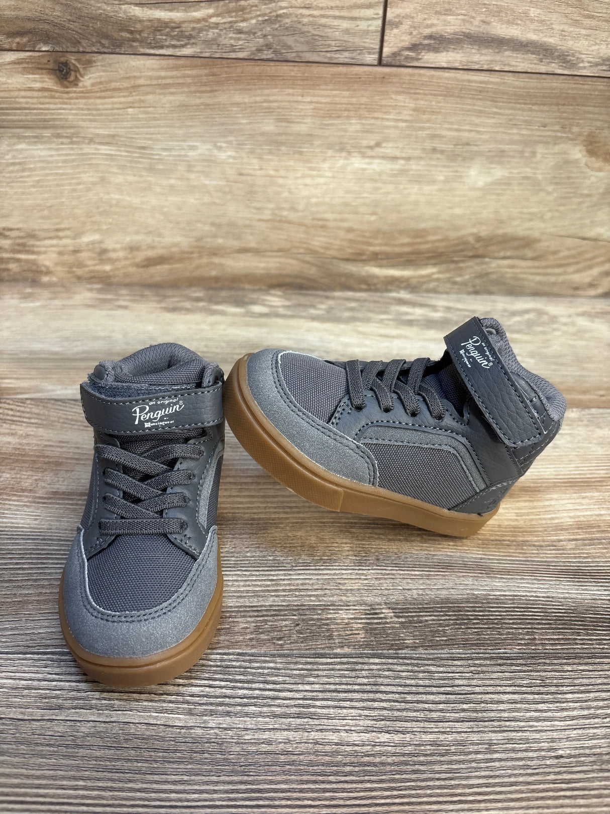 Penguin Quilted High-Top Sneakers Grey sz 6c