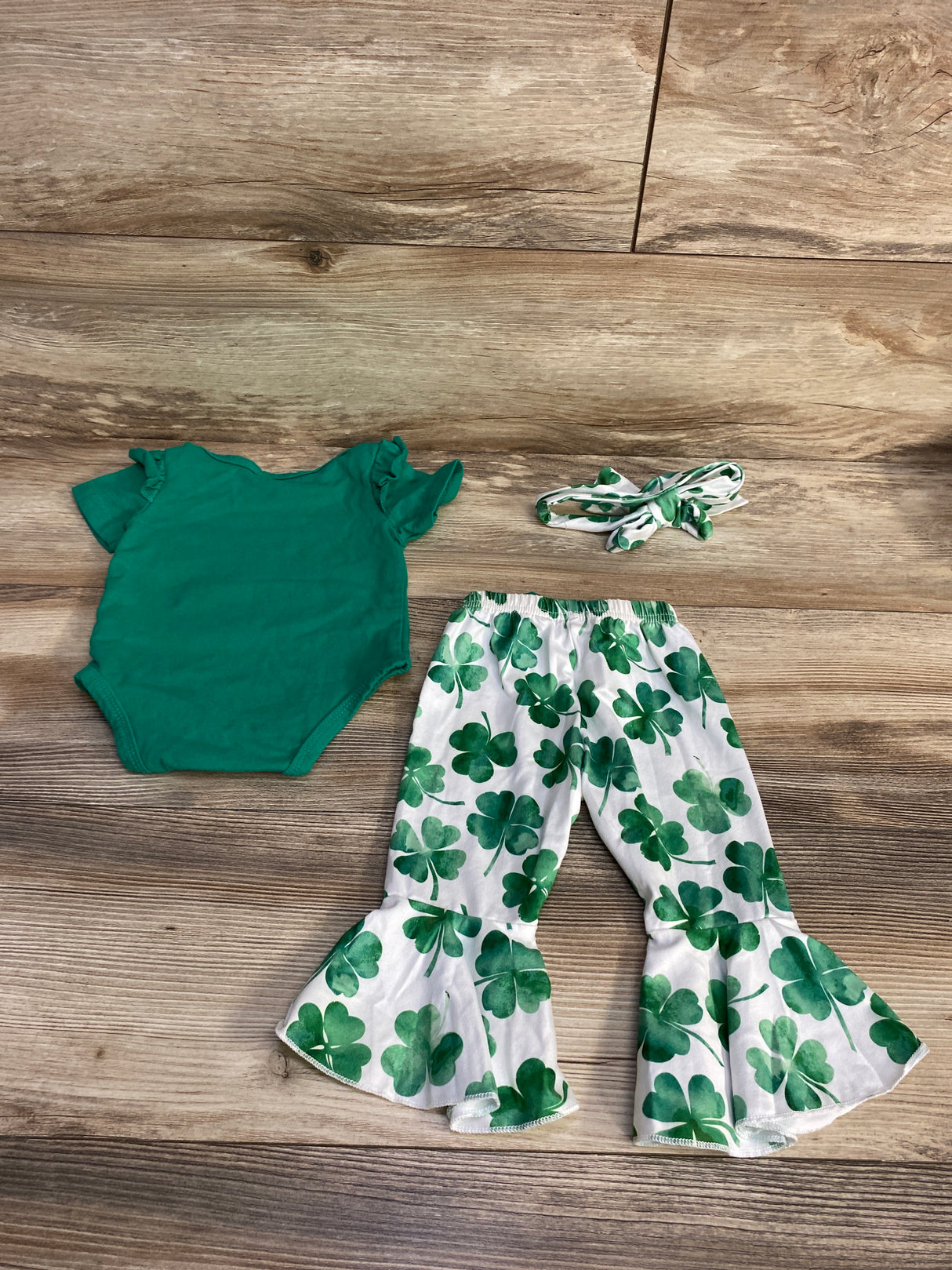 3pc My First St.Patrick's Day Bodysuit & Pants Green sz 0-3m