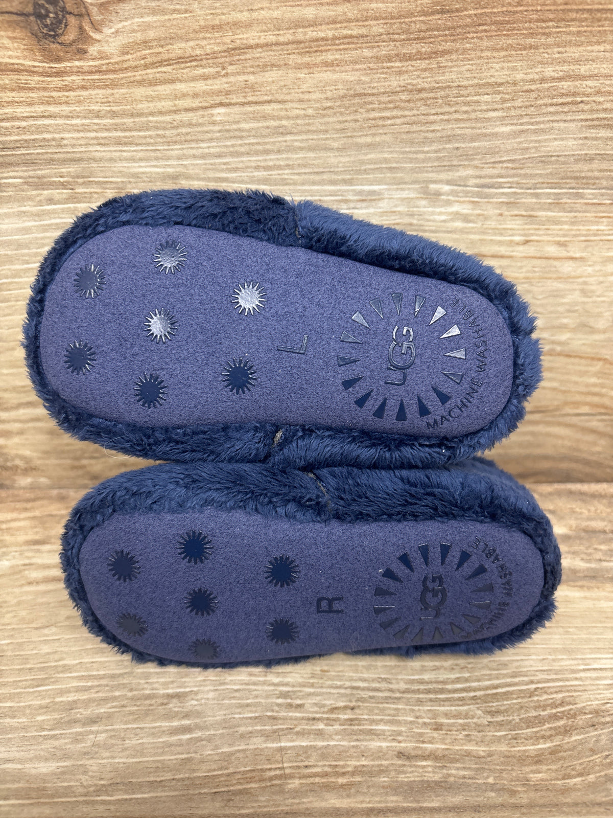 Ugg Bixbee Booties Navy sz 4/5c