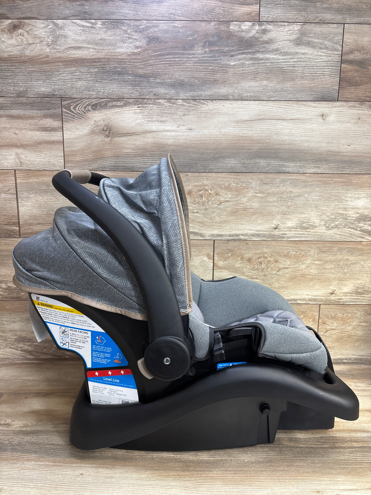 NEW Safety 1st OnBoard FLX Infant Car Seat Grey 4-30lbs