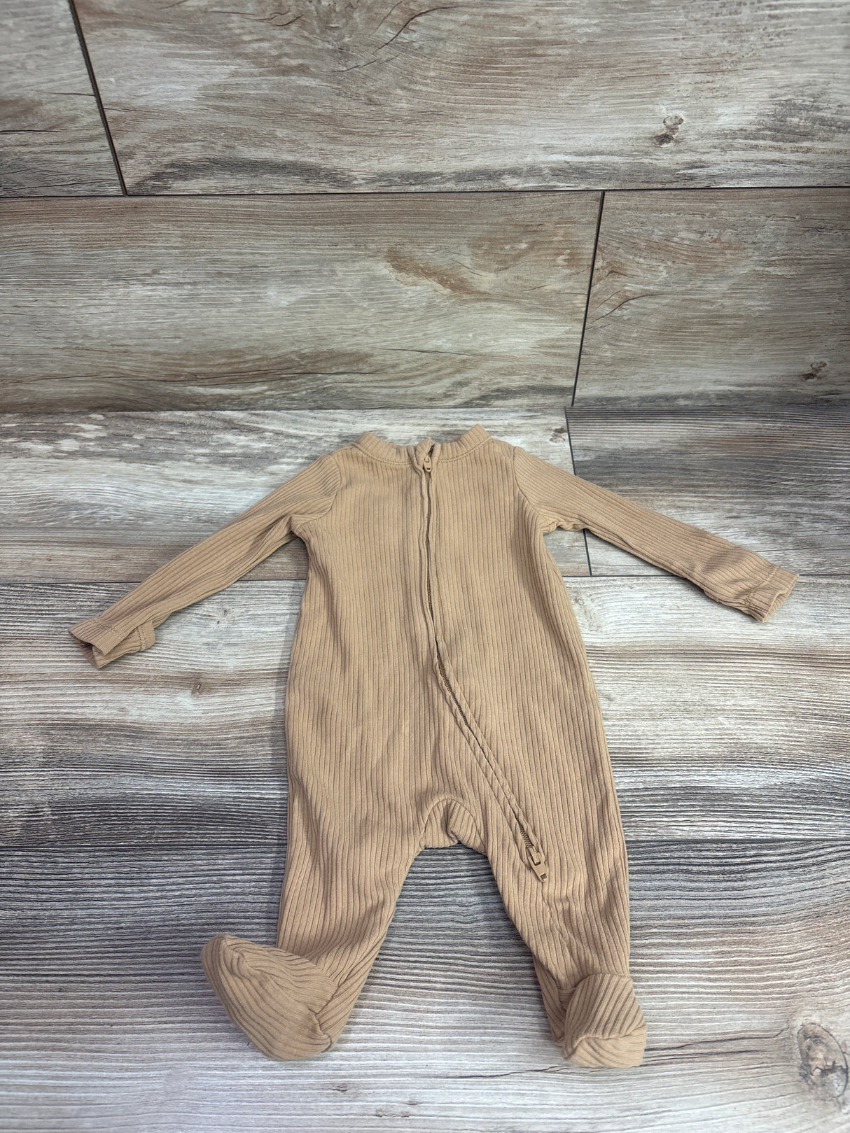 Old Navy Ribbed Sleeper Tan sz Newborn