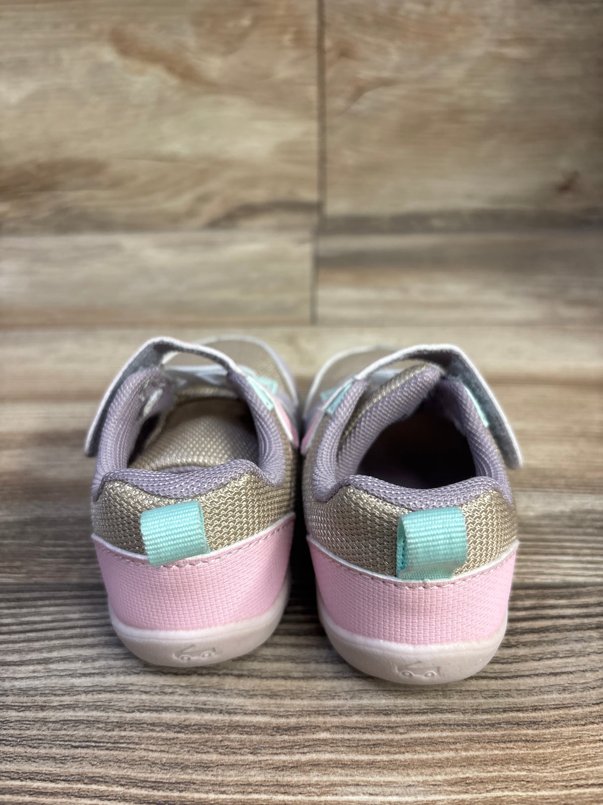 See Kai Run Basics Tenny Sneakers Pink sz 6c