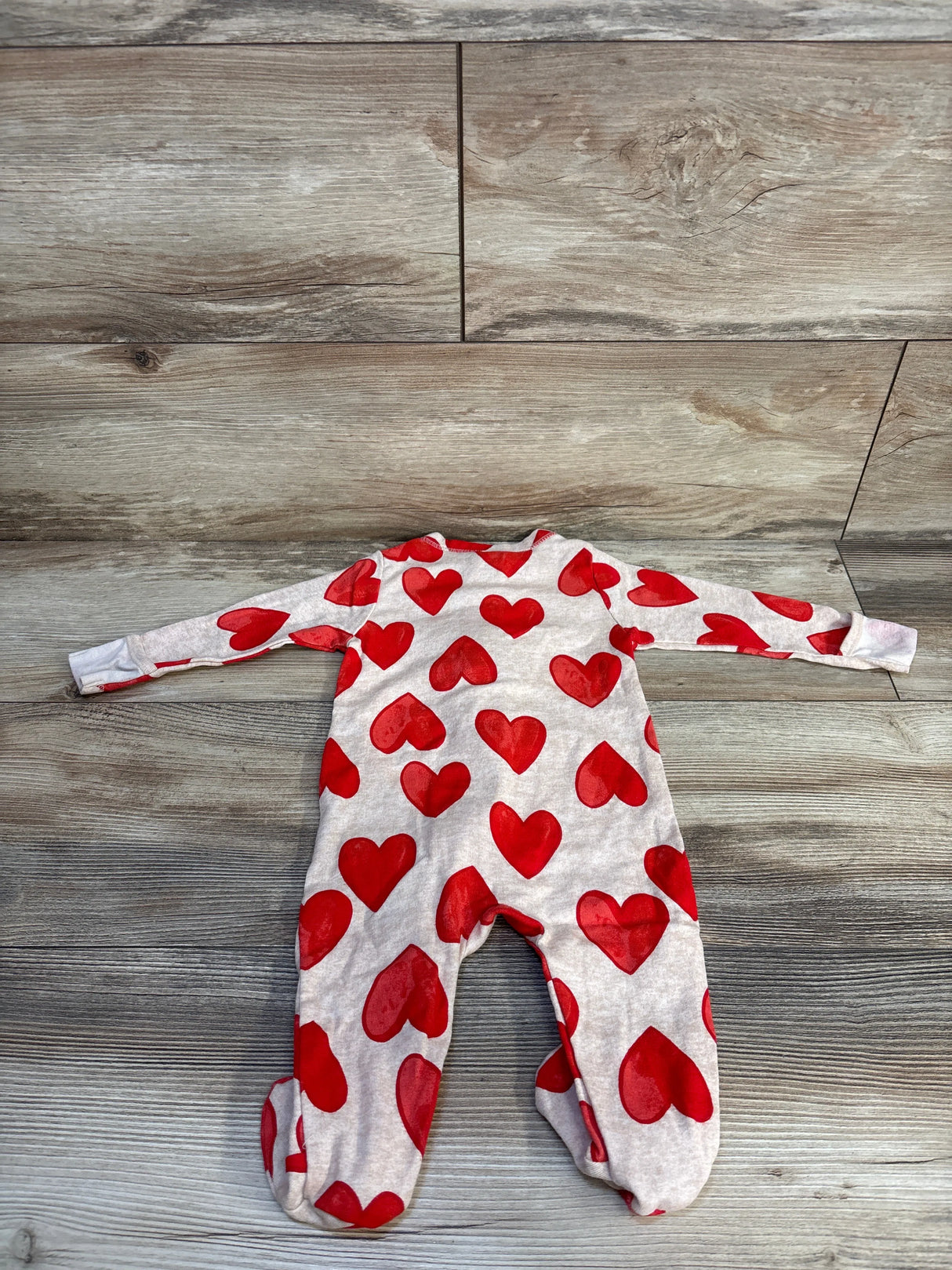 Old Navy Heart Print Sleeper Taupe sz 3-6m