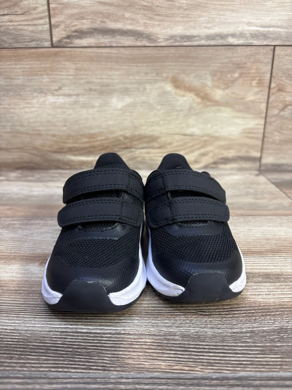 Athletic Works Mesh Jogger Sneakers Black sz 4c