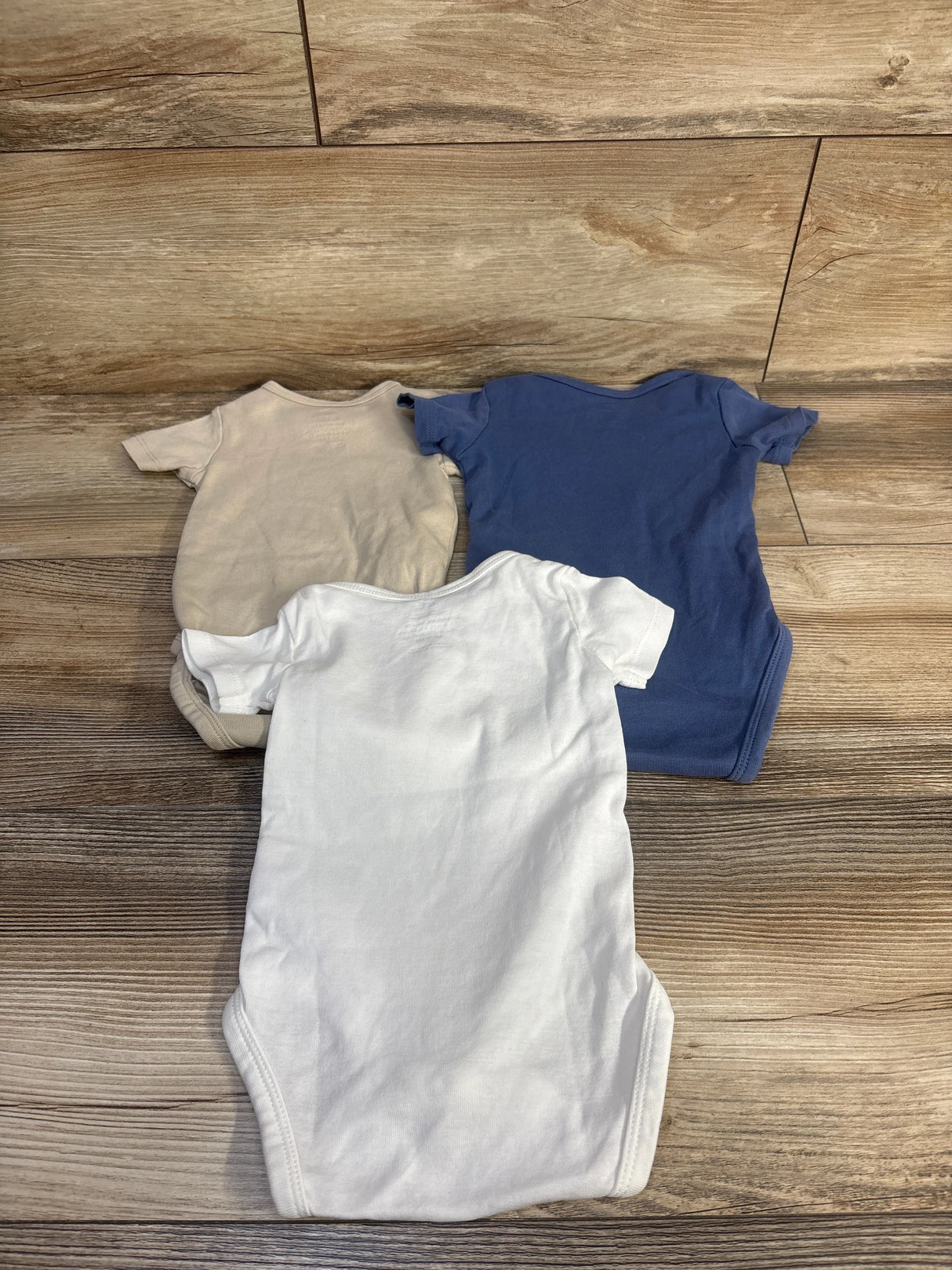 H&M 3pk Bodysuits Beige sz 6m