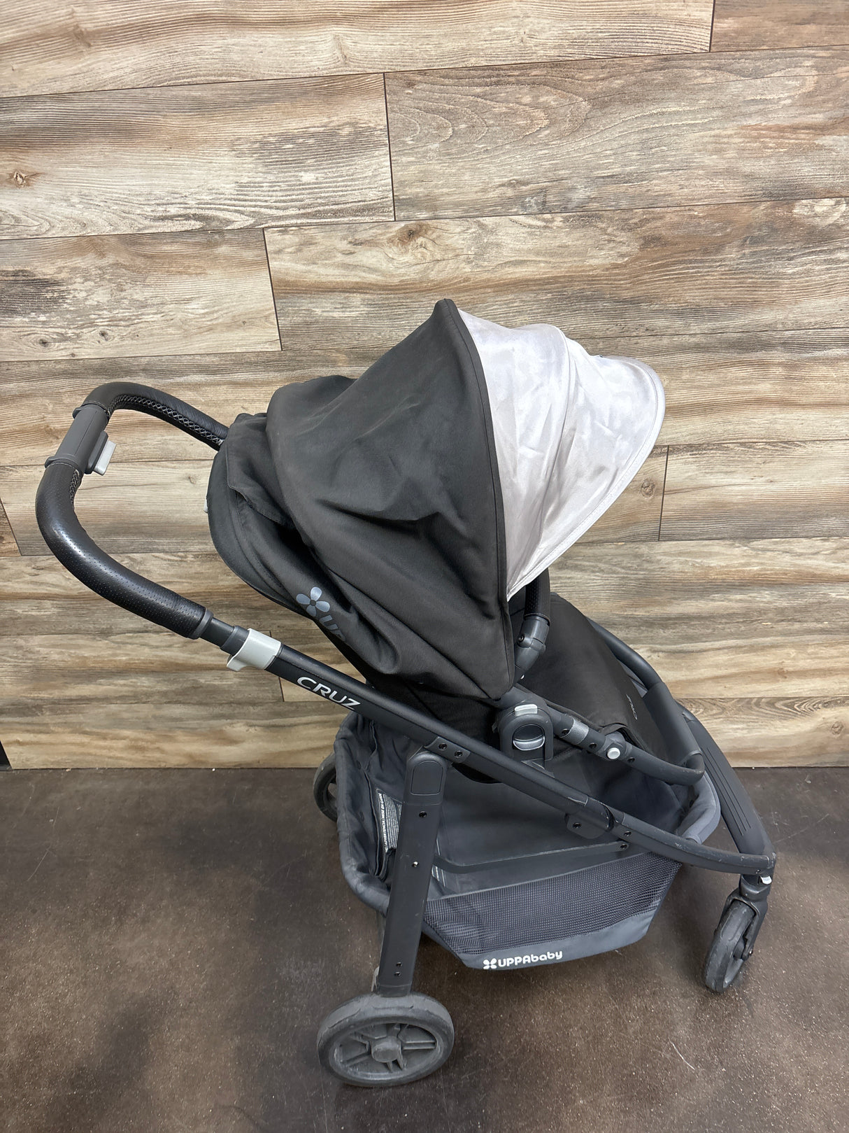 UPPAbaby Cruz Stroller in Jordan