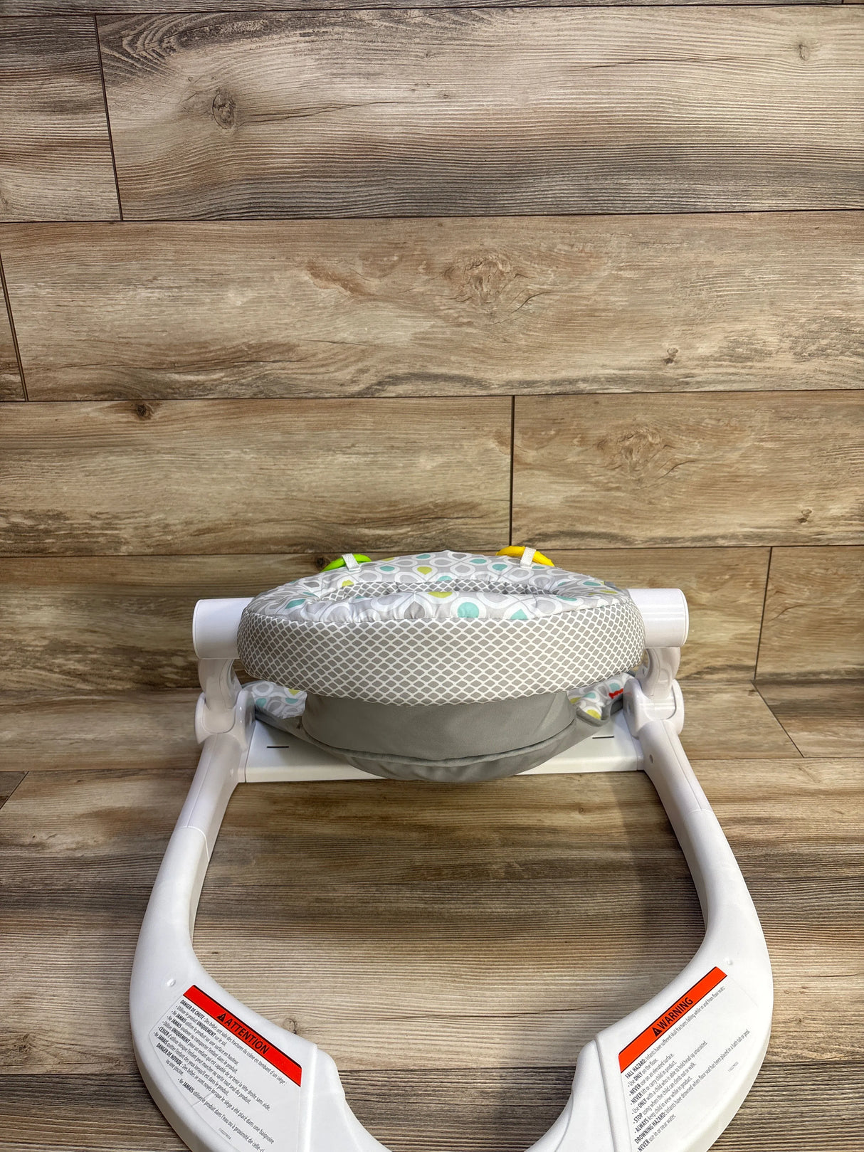 Fisher Price Sit-Me-Up Floor Seat in Starlight Bursts