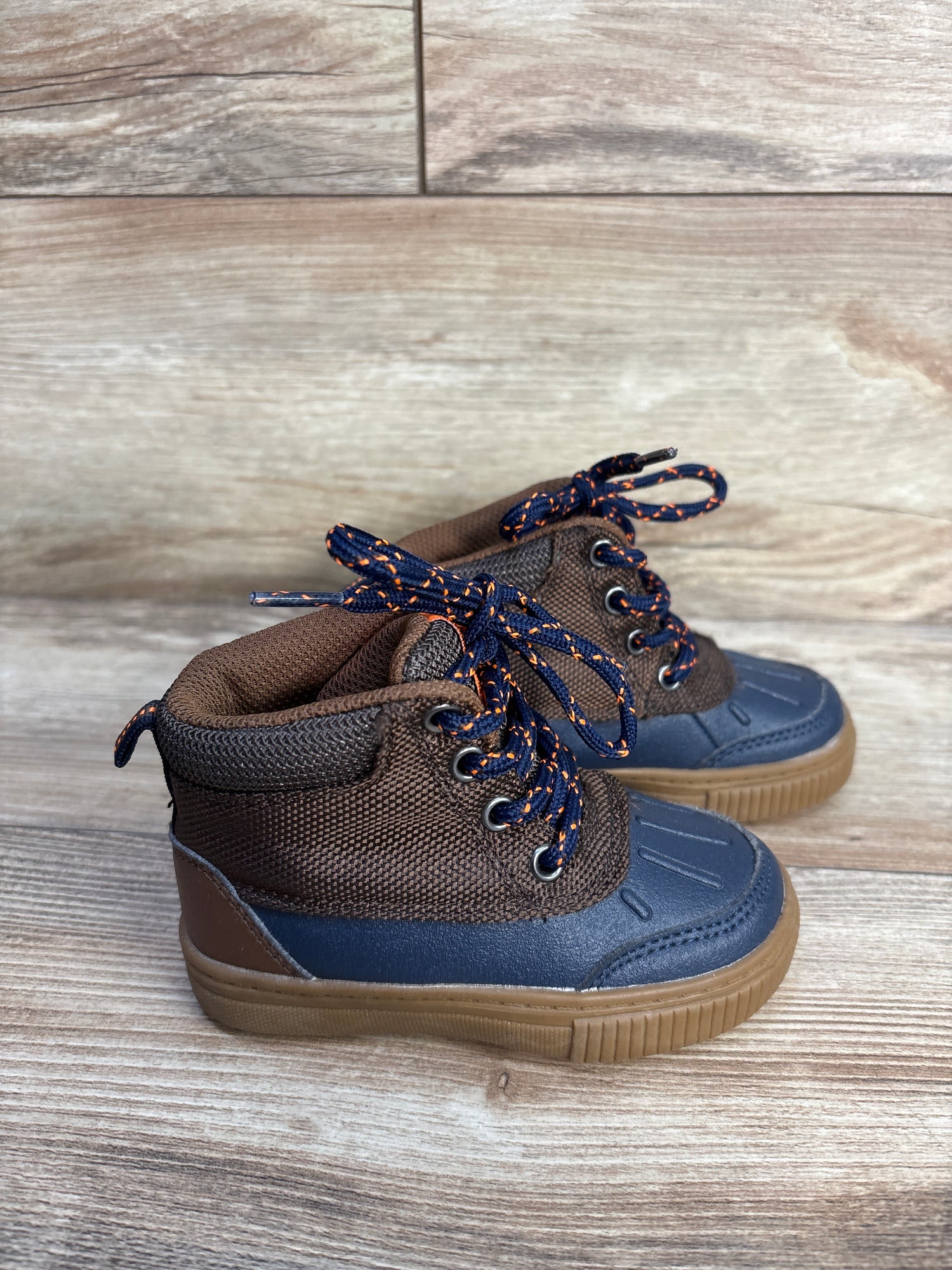 Oshkosh Grayson-B Mid Top Sneakers Brown sz 6c