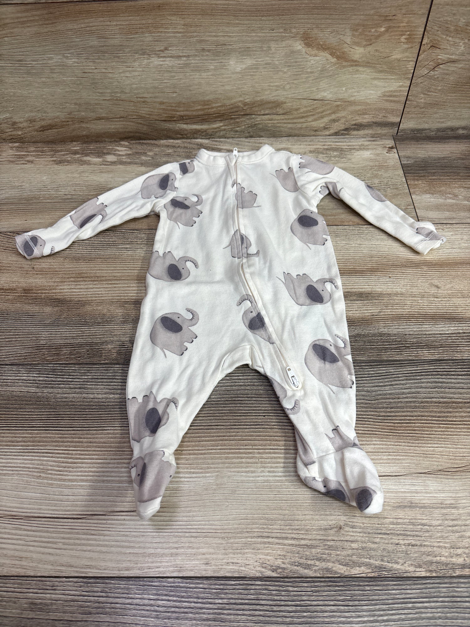 Old Navy Elephant Sleeper Ivory sz 0-3m