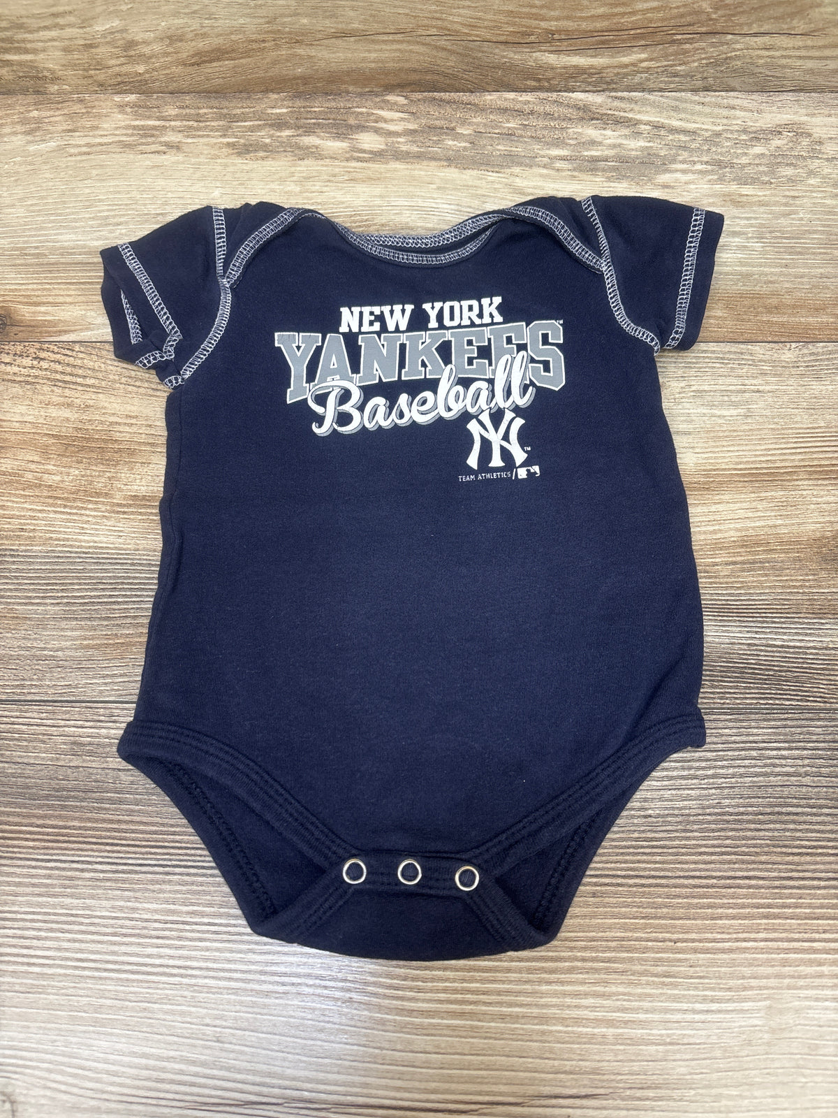 Genuine Merchandise New York Yankees Bodysuit Navy sz 12m