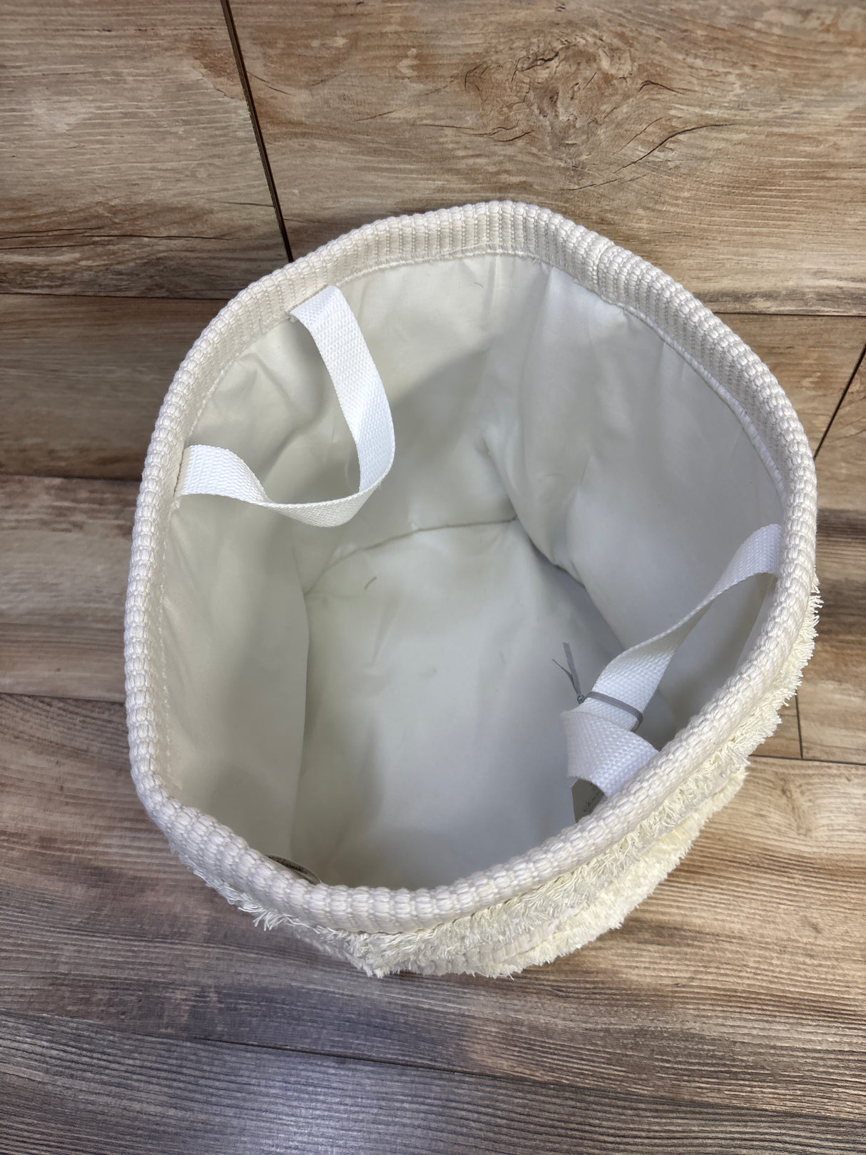 NEW Cloud Island Tufted Fabric Medium Round Storage Basket - Cream