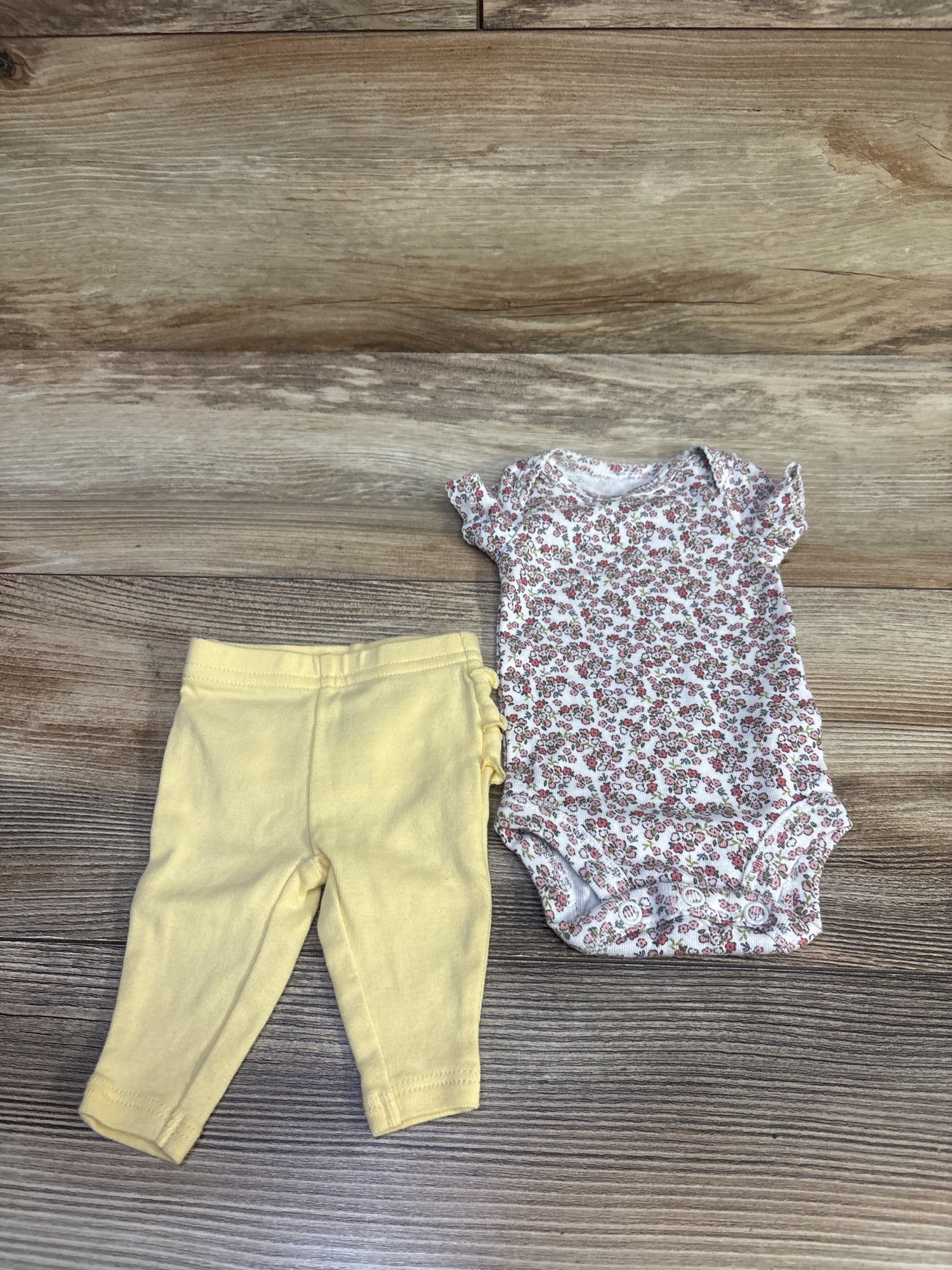 Child Of Mine 2pc Floral Bodysuit & Pants Set White sz Preemie