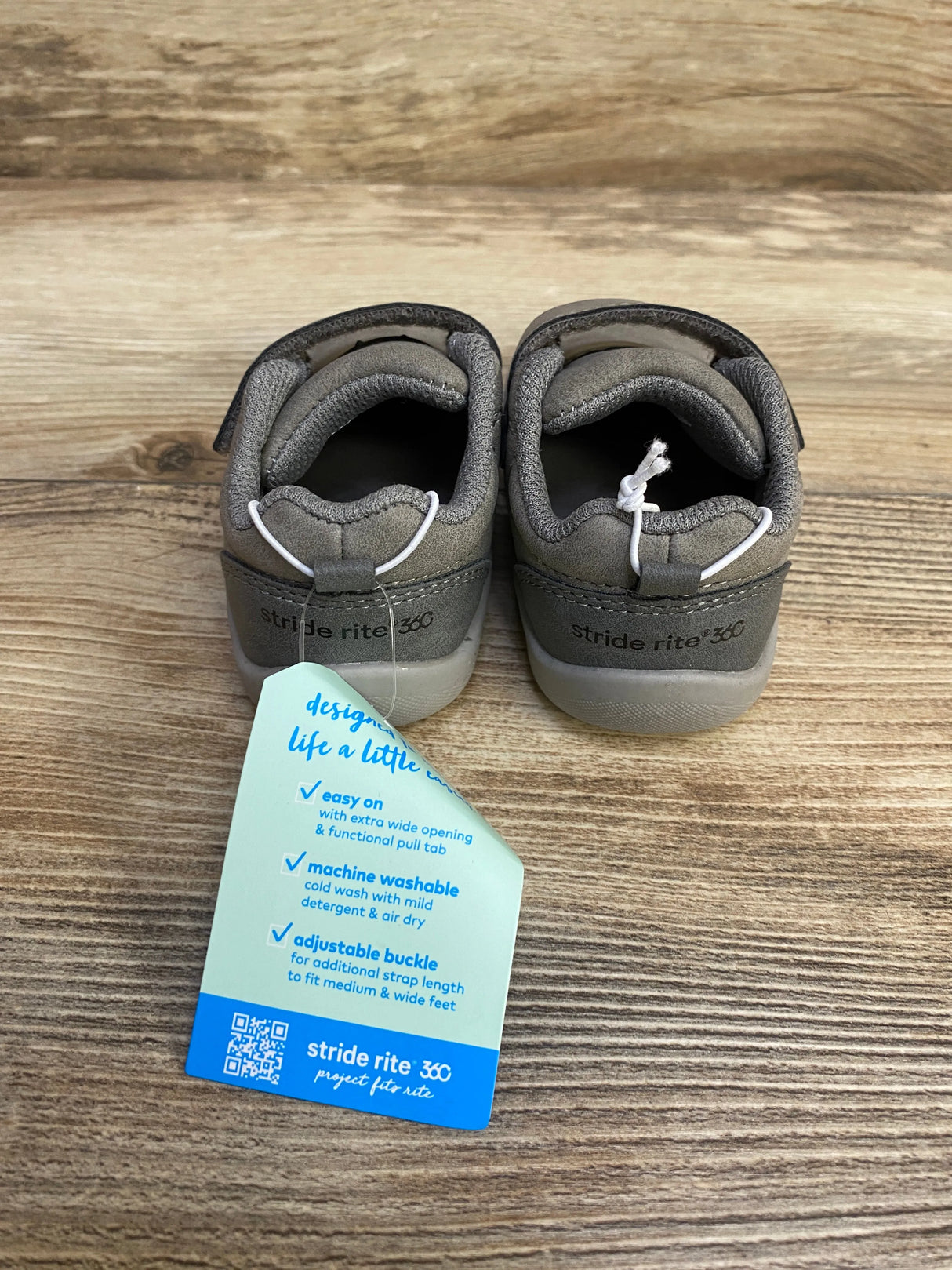 NEW Stride Rite Tristan Sneakers Grey sz 4c