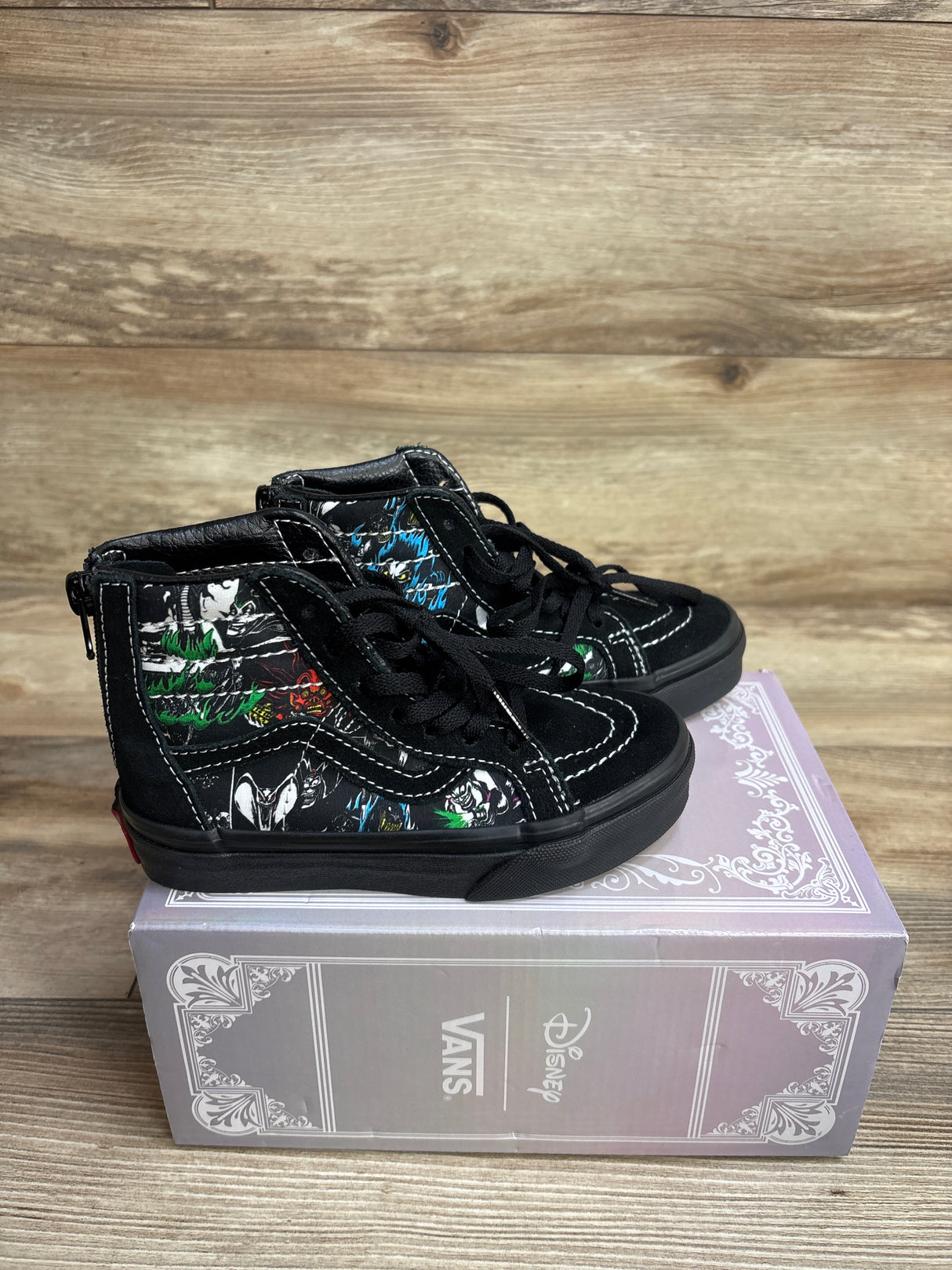 Disney x Vans Sk8-Hi 'Villains' Sneakers Black sz 11c