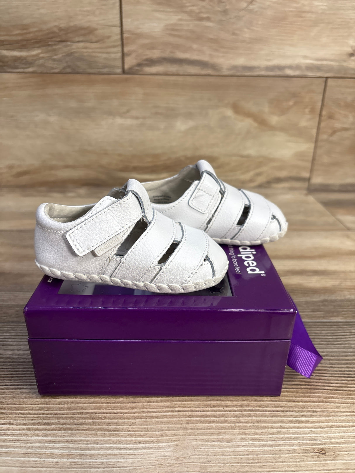 Pediped Soft Sole Ross Originals Sandals White sz 4.5c