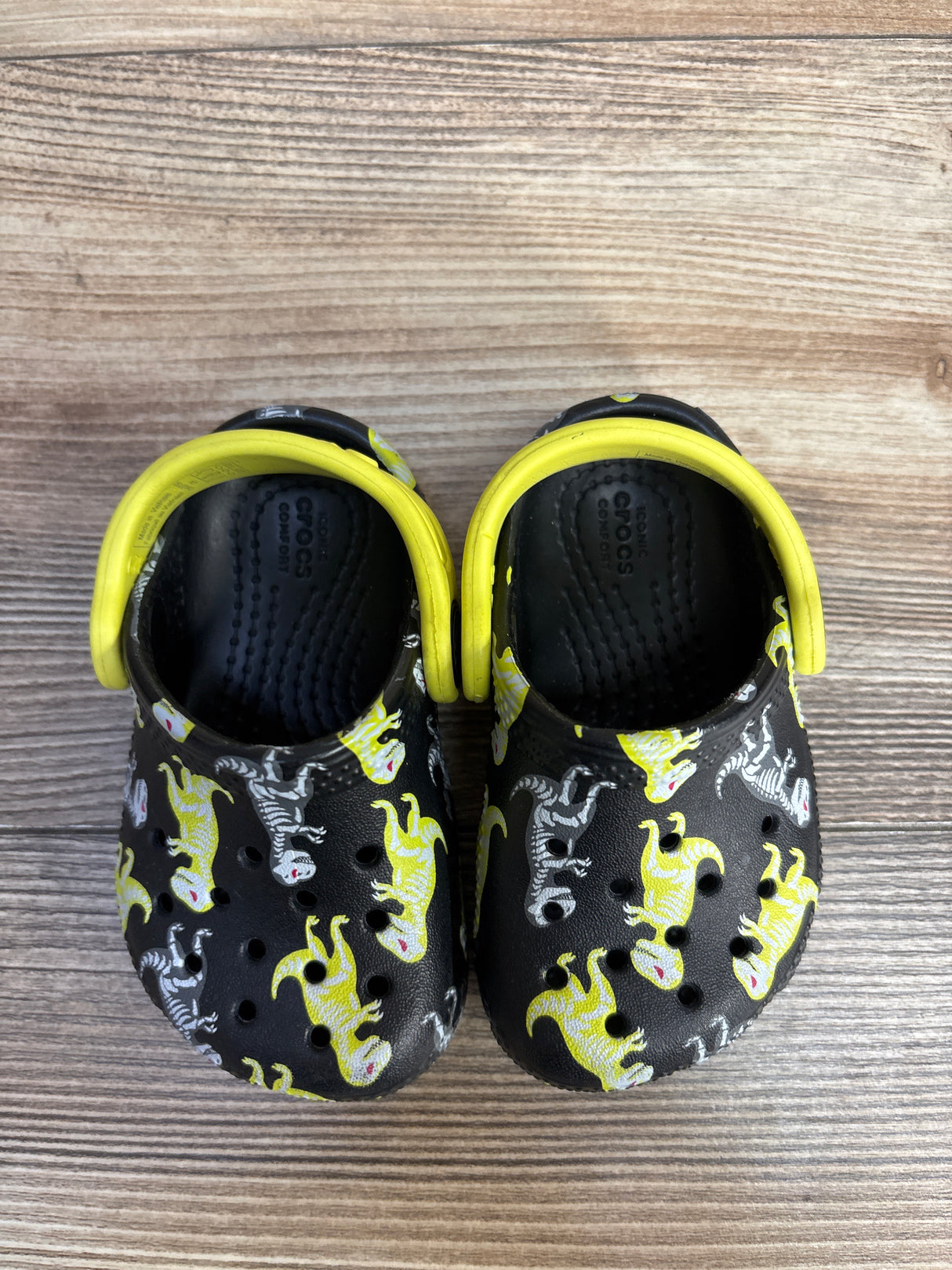 Crocs Classic 'Dinosaur Skeleton' Clogs, Black sz 4c