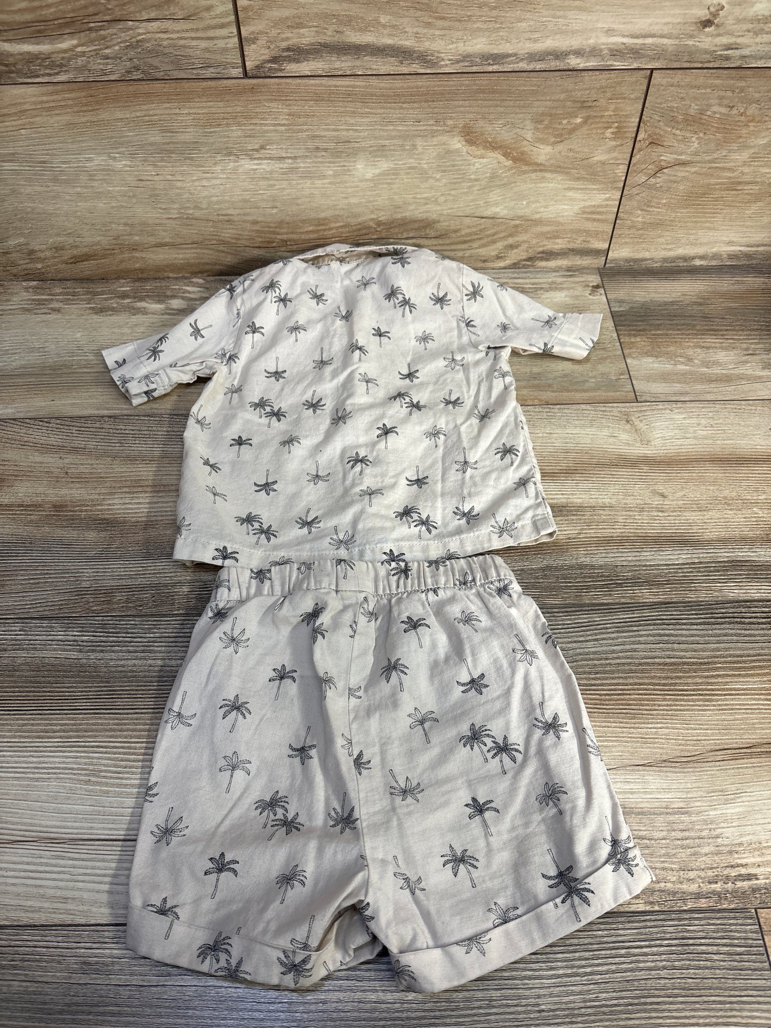 H&M 2pc Button Up Shirt & Shorts Set Ivory sz 12m