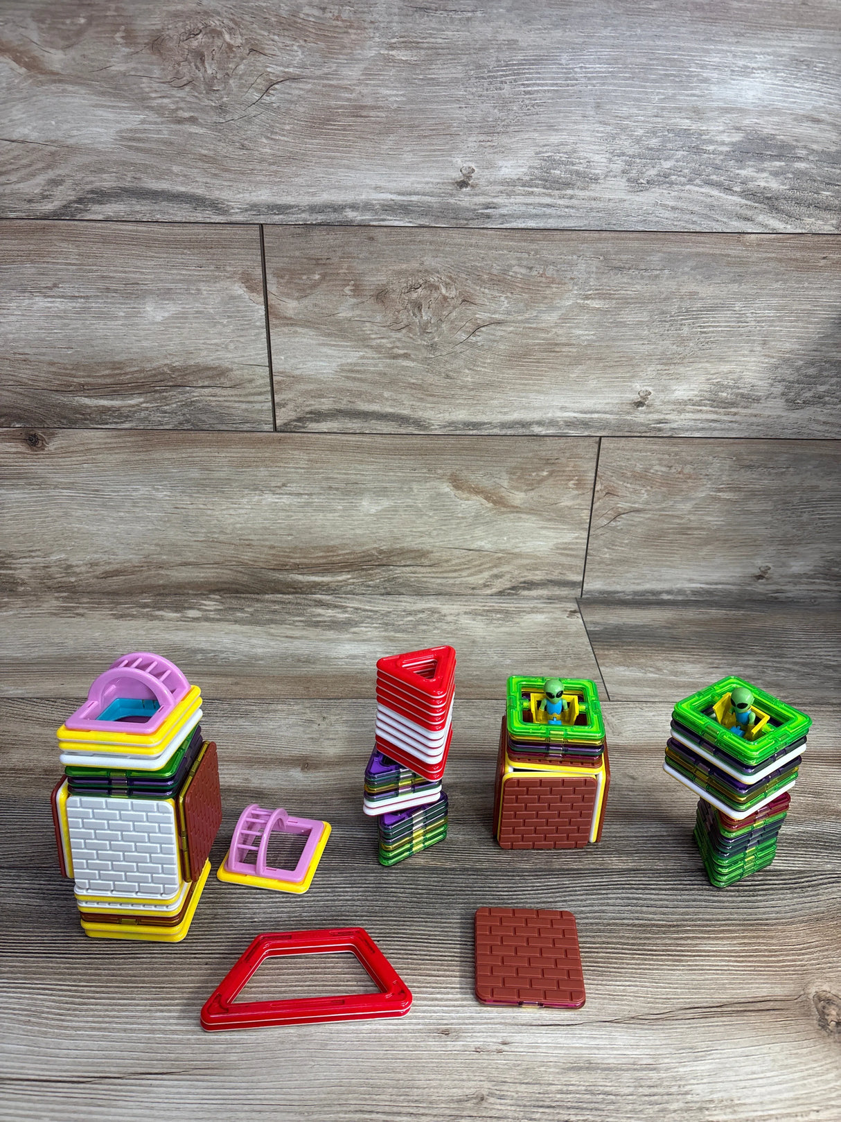 Magformers Rainbow Magnetic Tiles - 92ct.