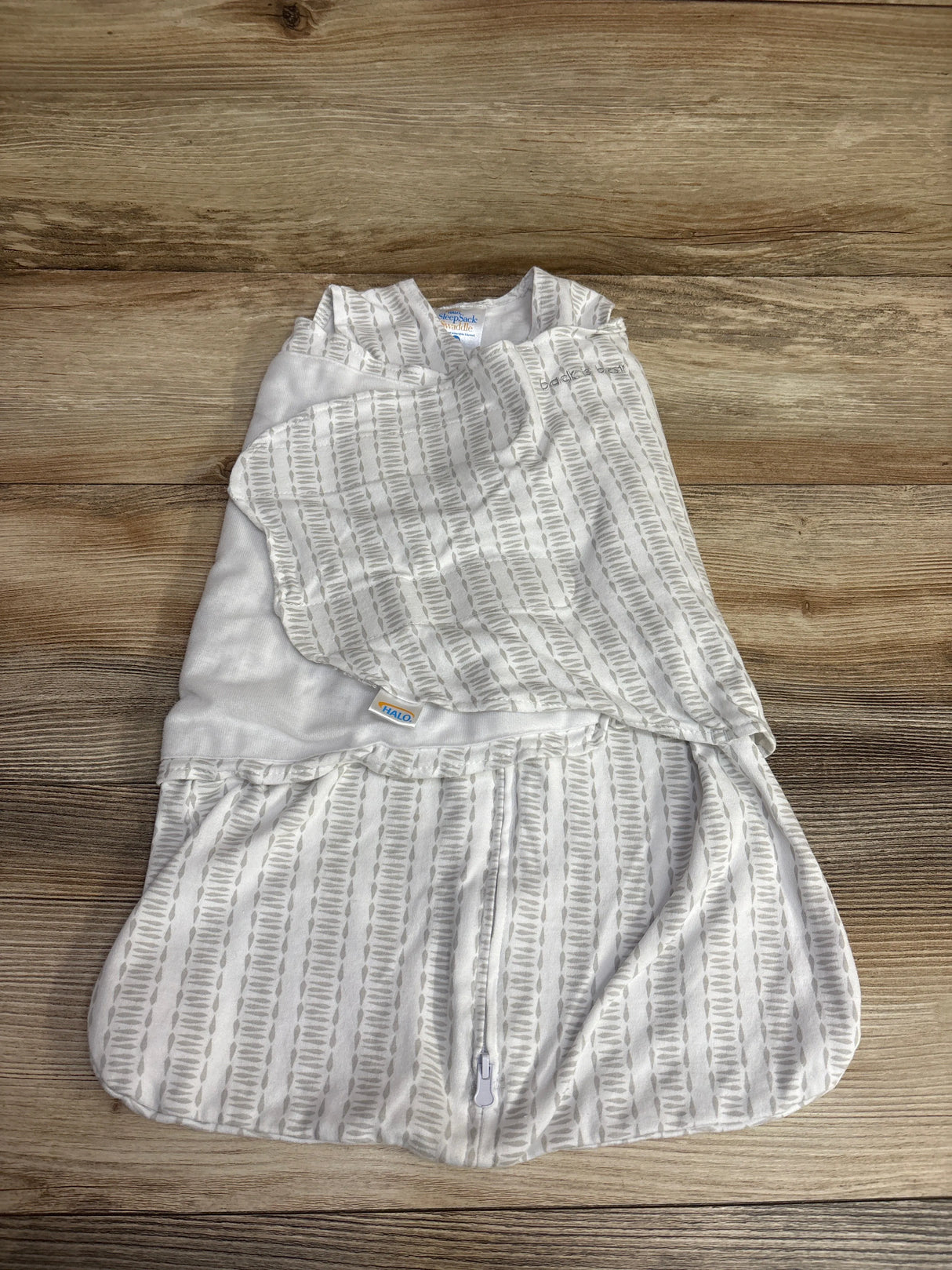 Halo SleepSack Swaddle White sz Newborn
