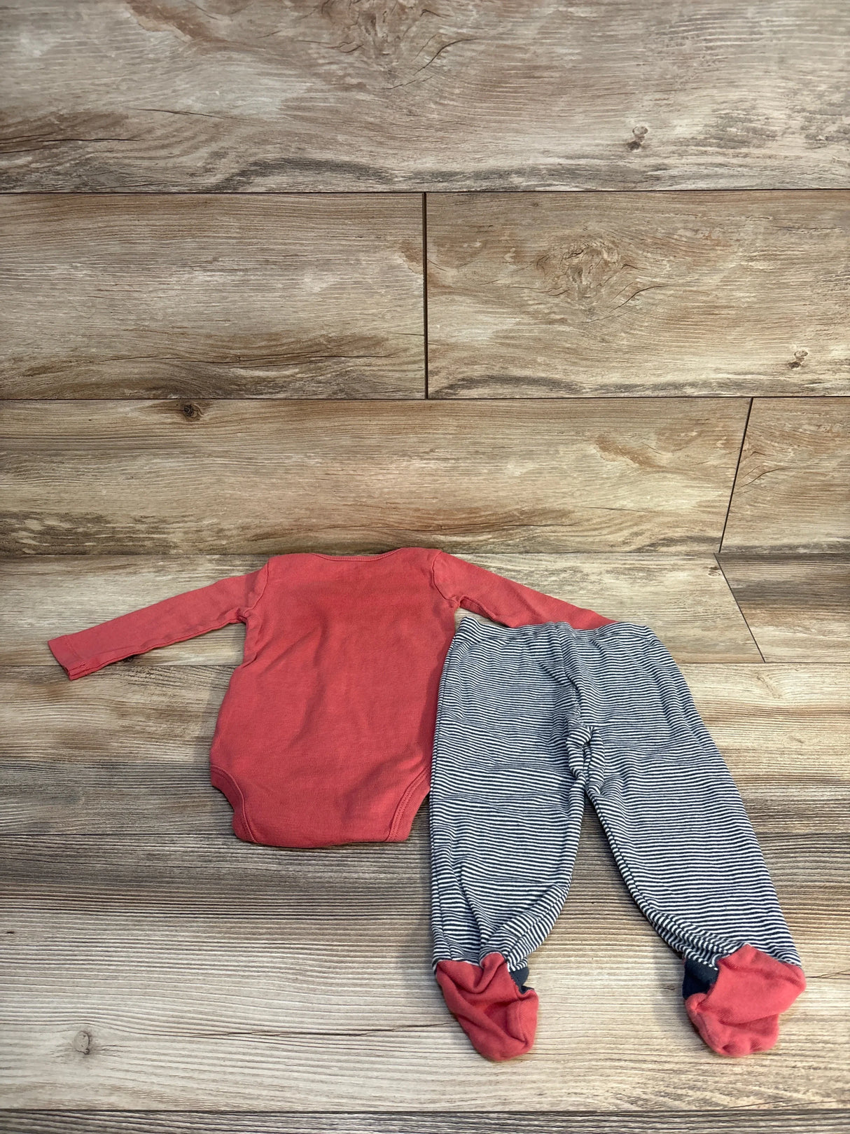 Carter's 2Pc Bodysuit & Pants Set BF Has Paws Salmon sz 9m