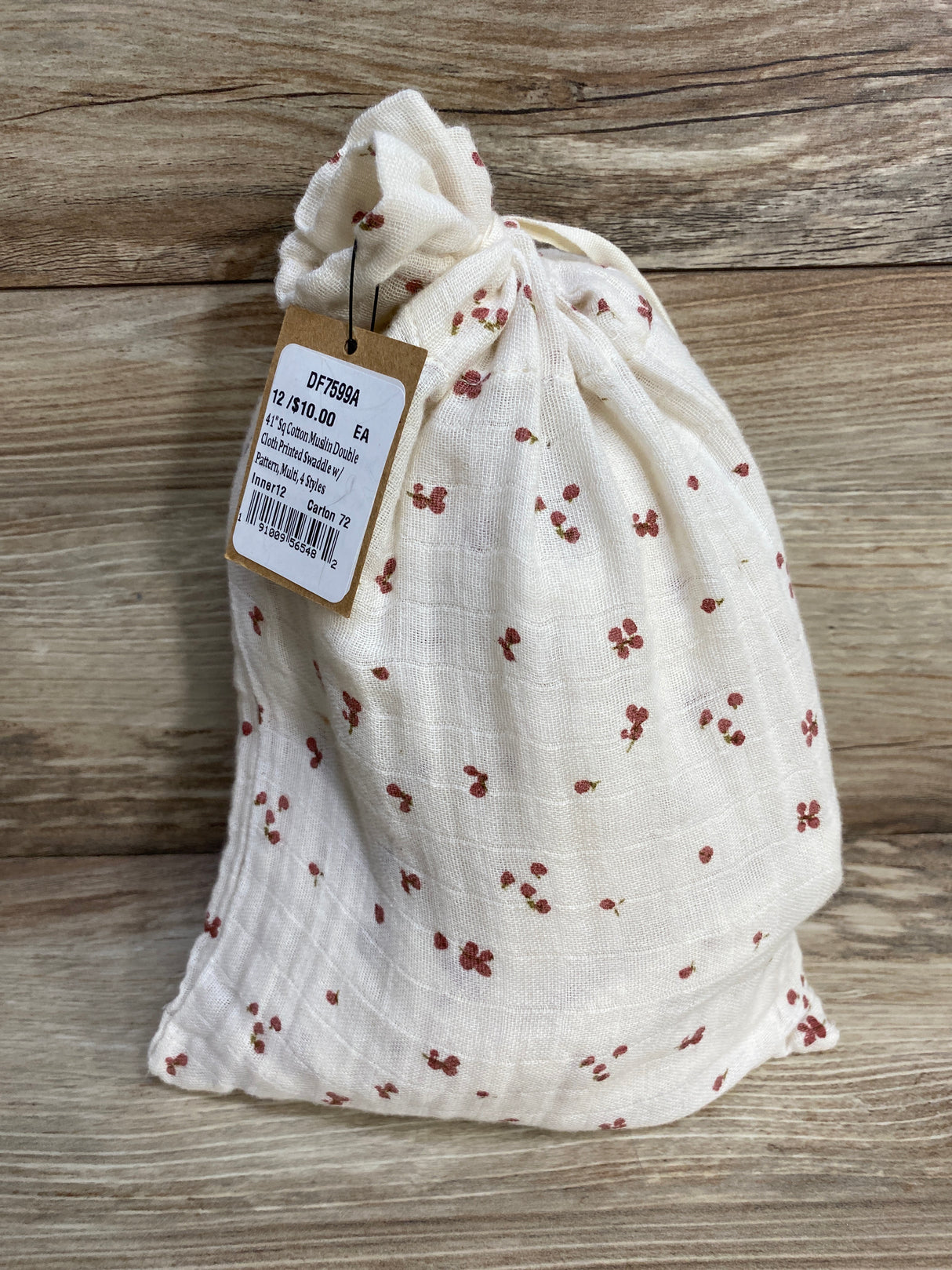 NEW Creative Co-op Muslin Print Swaddle Blanket, Ivory