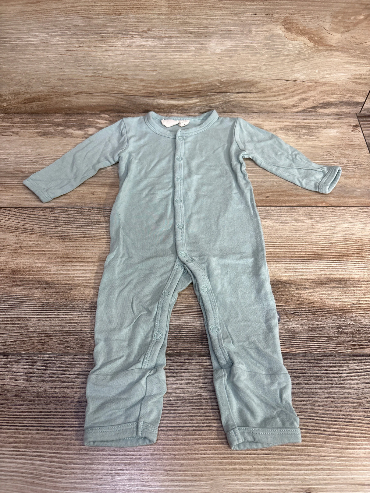 Kyte Baby Solid Snap Romper in Sage sz Newborn