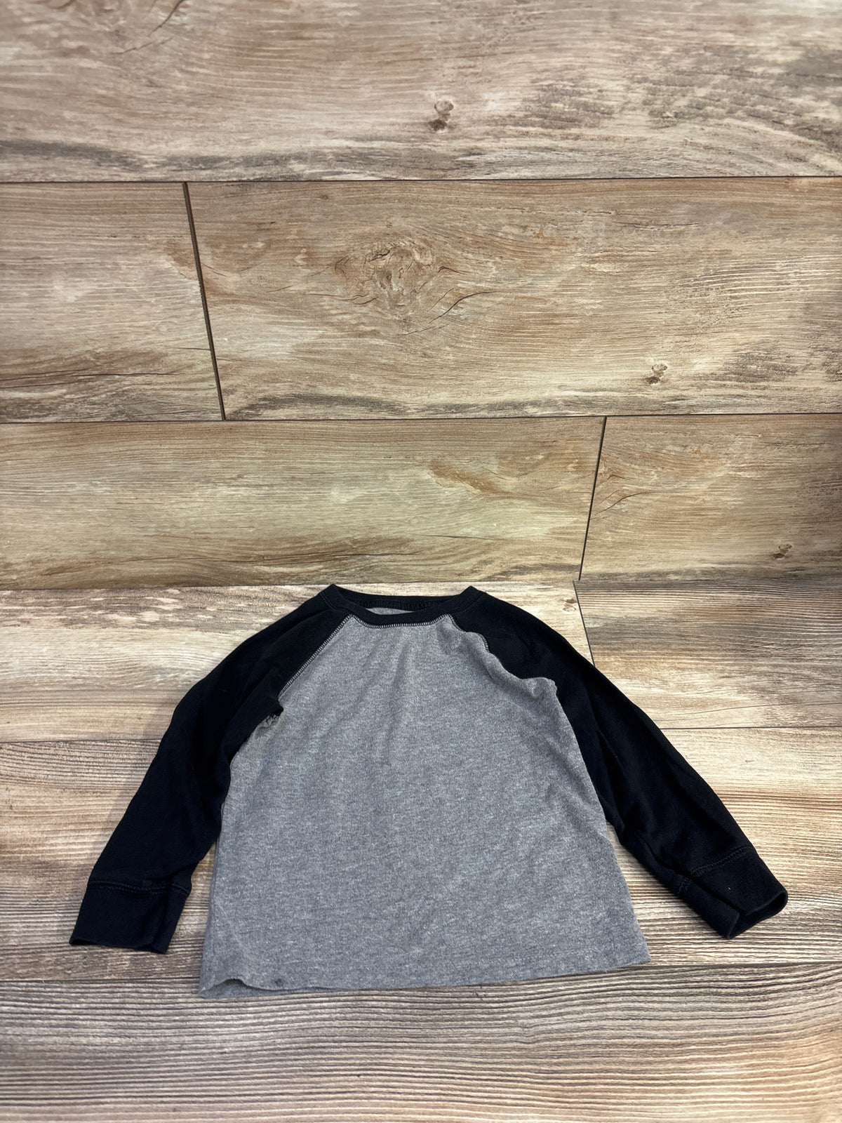 Cat & Jack Long Sleeve Raglan Shirt Black sz 2T