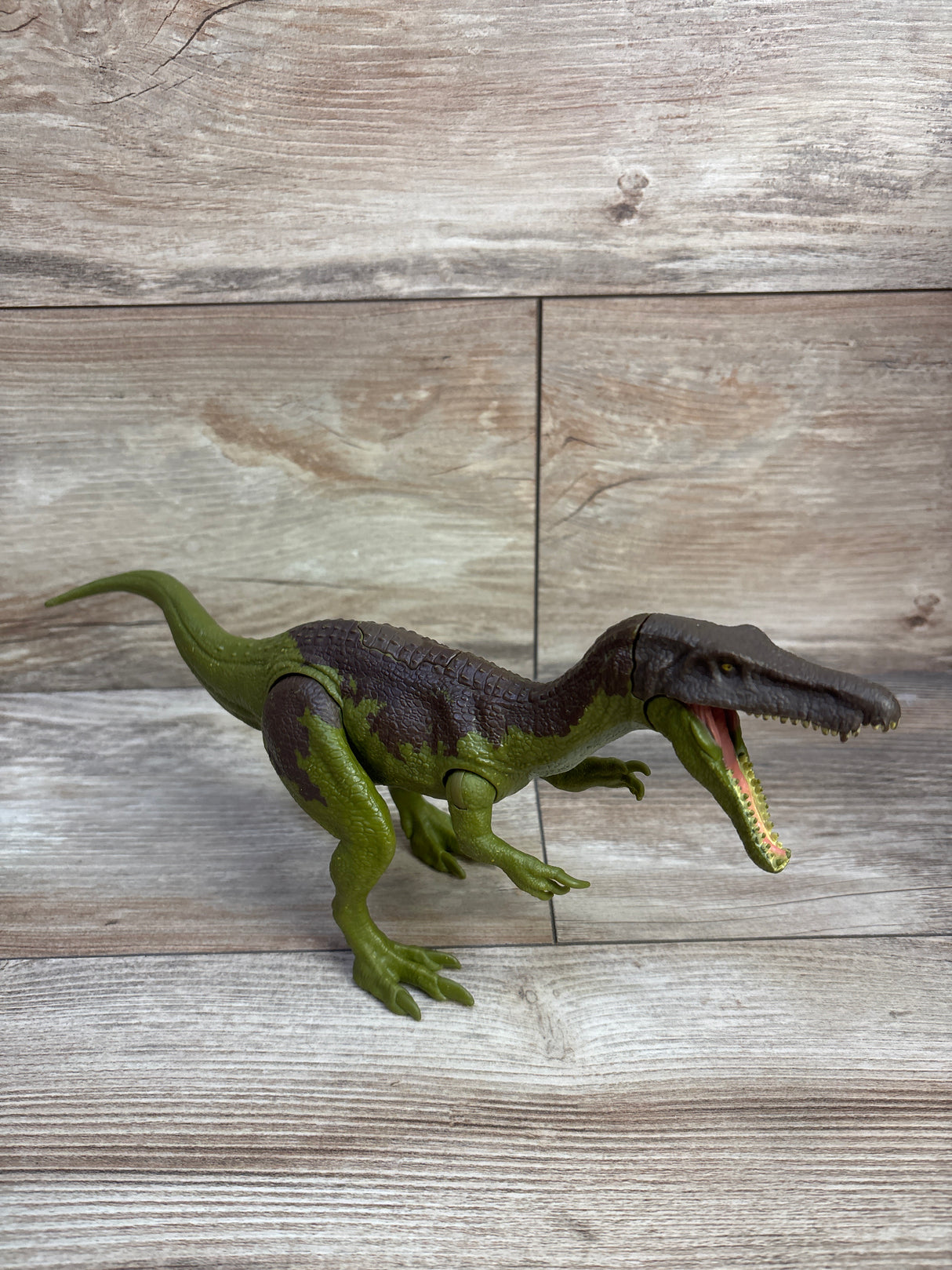 Jurassic World Camp Cretaceous Roar Attack Baryonyx Limbo Action Figure