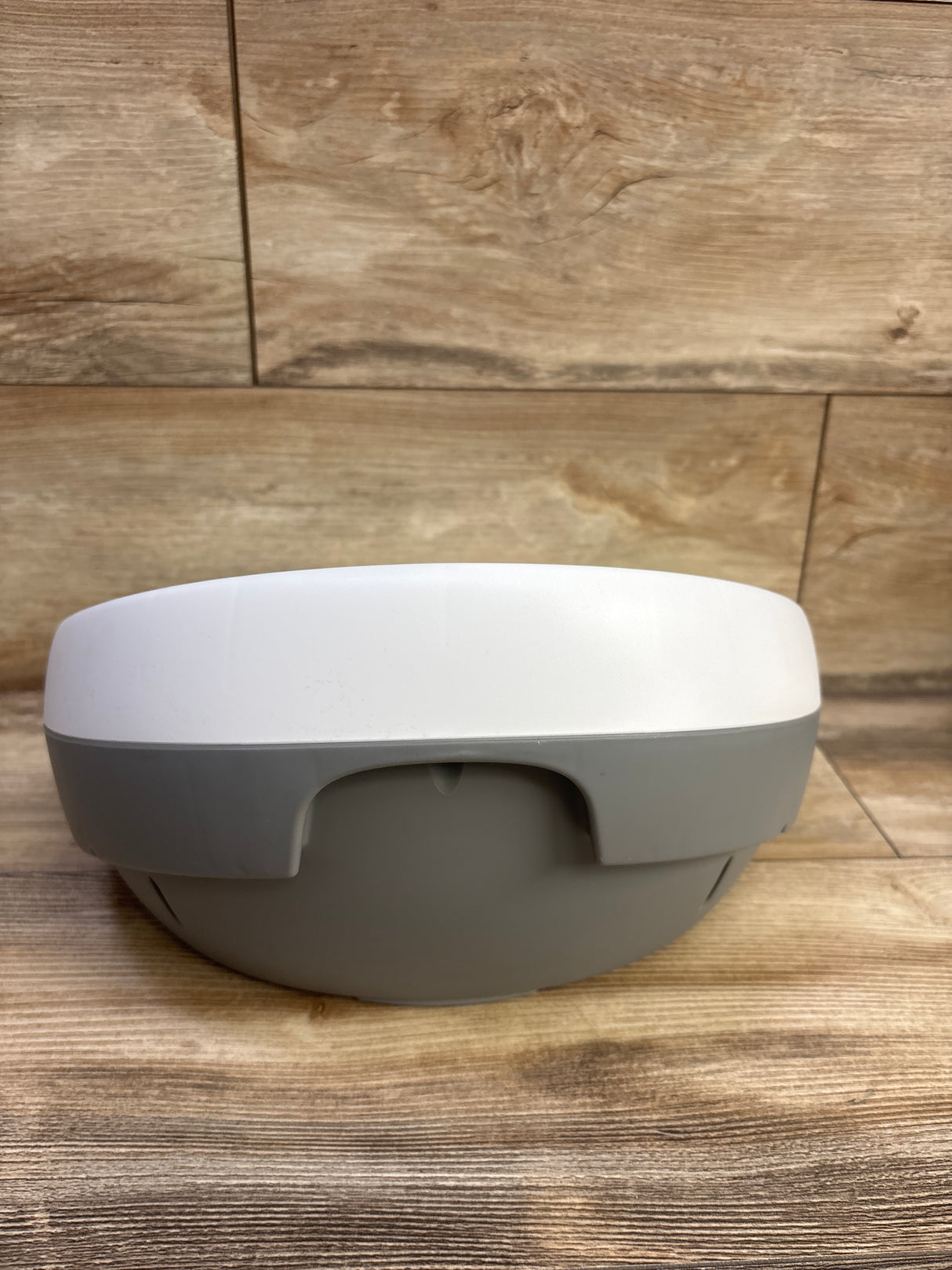 NEW Skip Hop Sleek Seat Booster