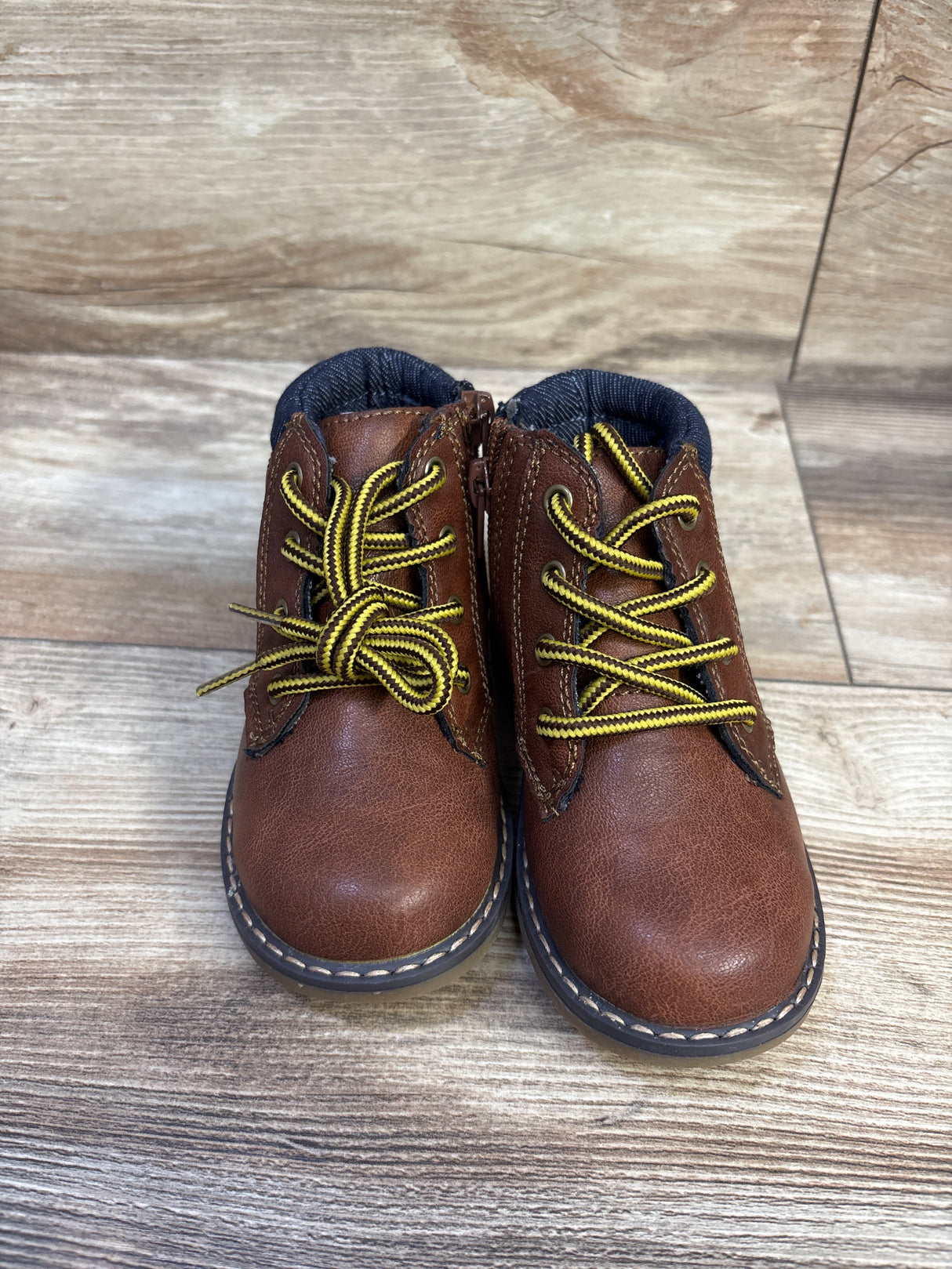 London Fog Lace-Up Boots Brown sz 8c
