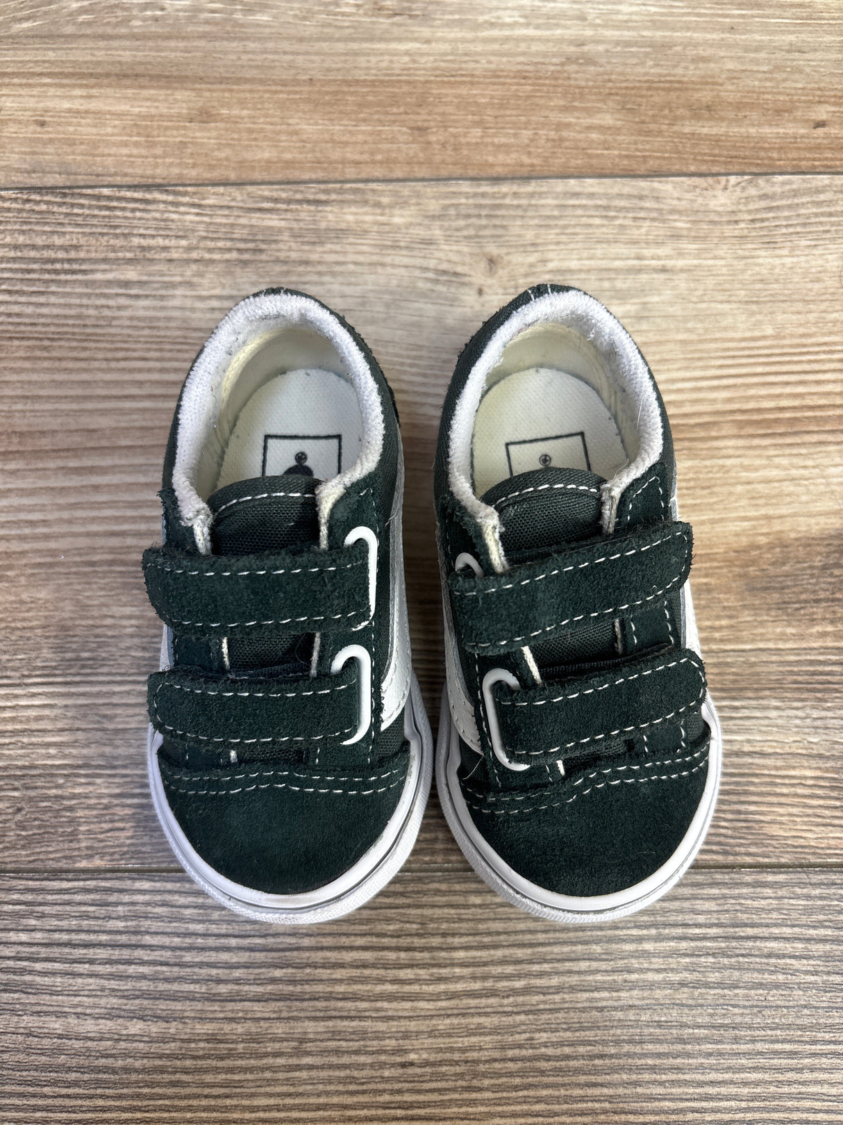 Vans Old Skool V Sneakers, Green sz 4.5c