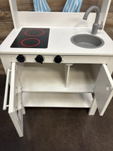 SPISIG Play Kitchen with Curtains - Me n Mommy To Be
