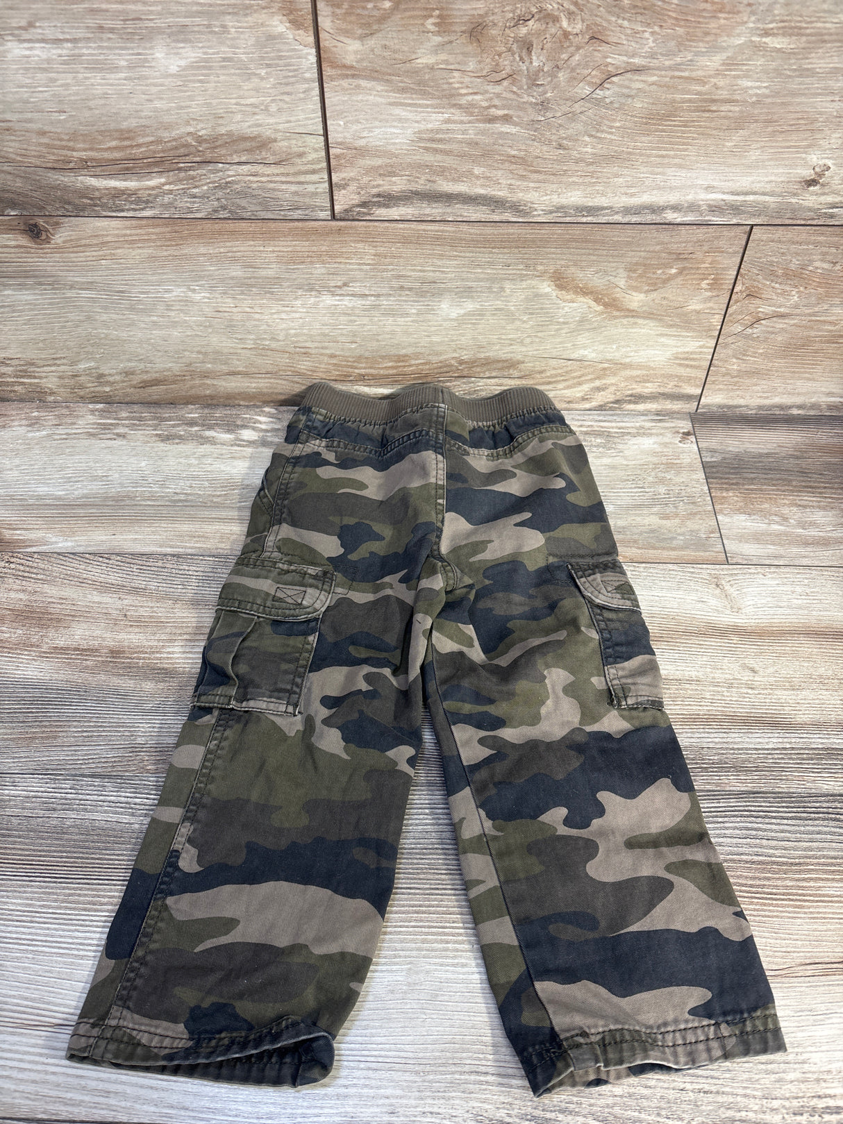 Children's Place Pull On Camo Cargo Pants Green sz 3T